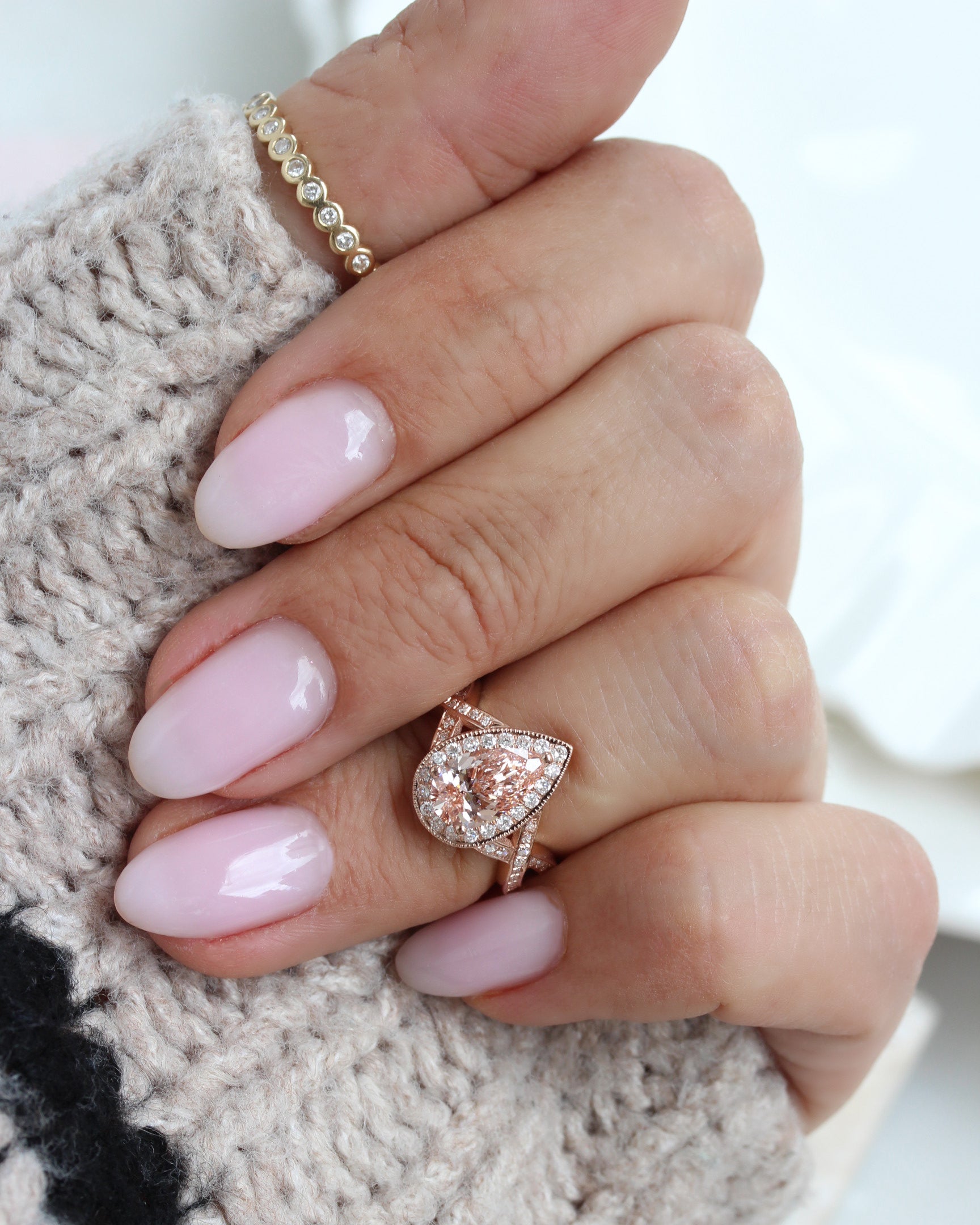 1.5ct Pink Pear Lab Diamond Halo Engagement Ring Twist Band, pear shape, pink lab grown diamond, 1.5ct, diamond halo, diamond twist band, milgrin setting