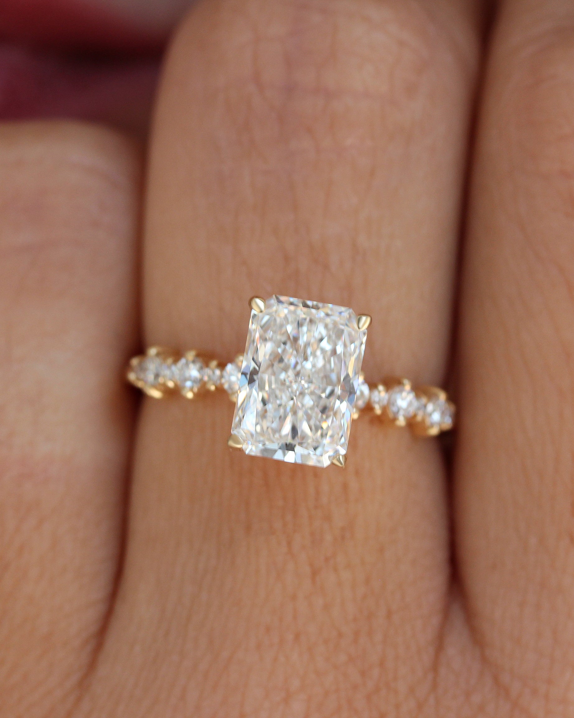 Emerald Cut / Radiant Cut Diamond Dots Band Classic Engagement Ring - Margo