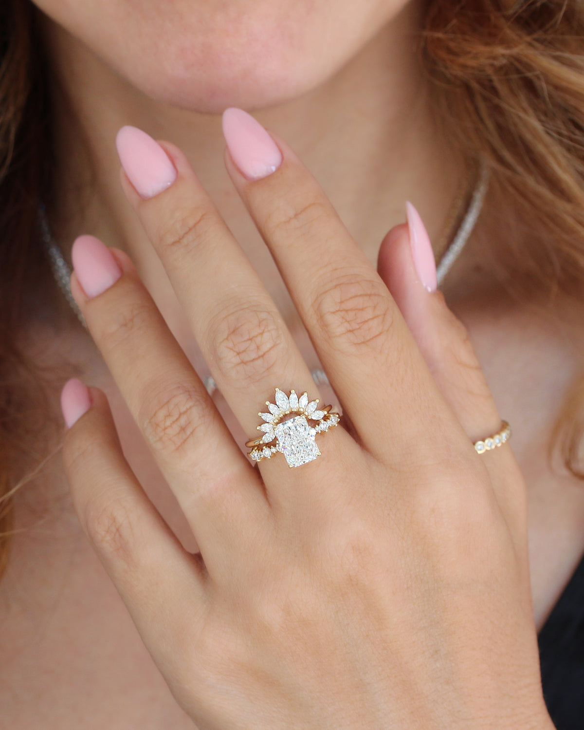 Emerald Cut / Radiant Cut Diamond Dots Band Classic Engagement Ring - Margo