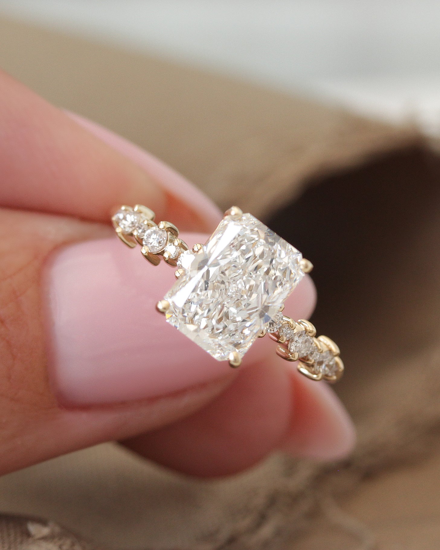 2.5ct Radiant Diamond engagement Ring Margo