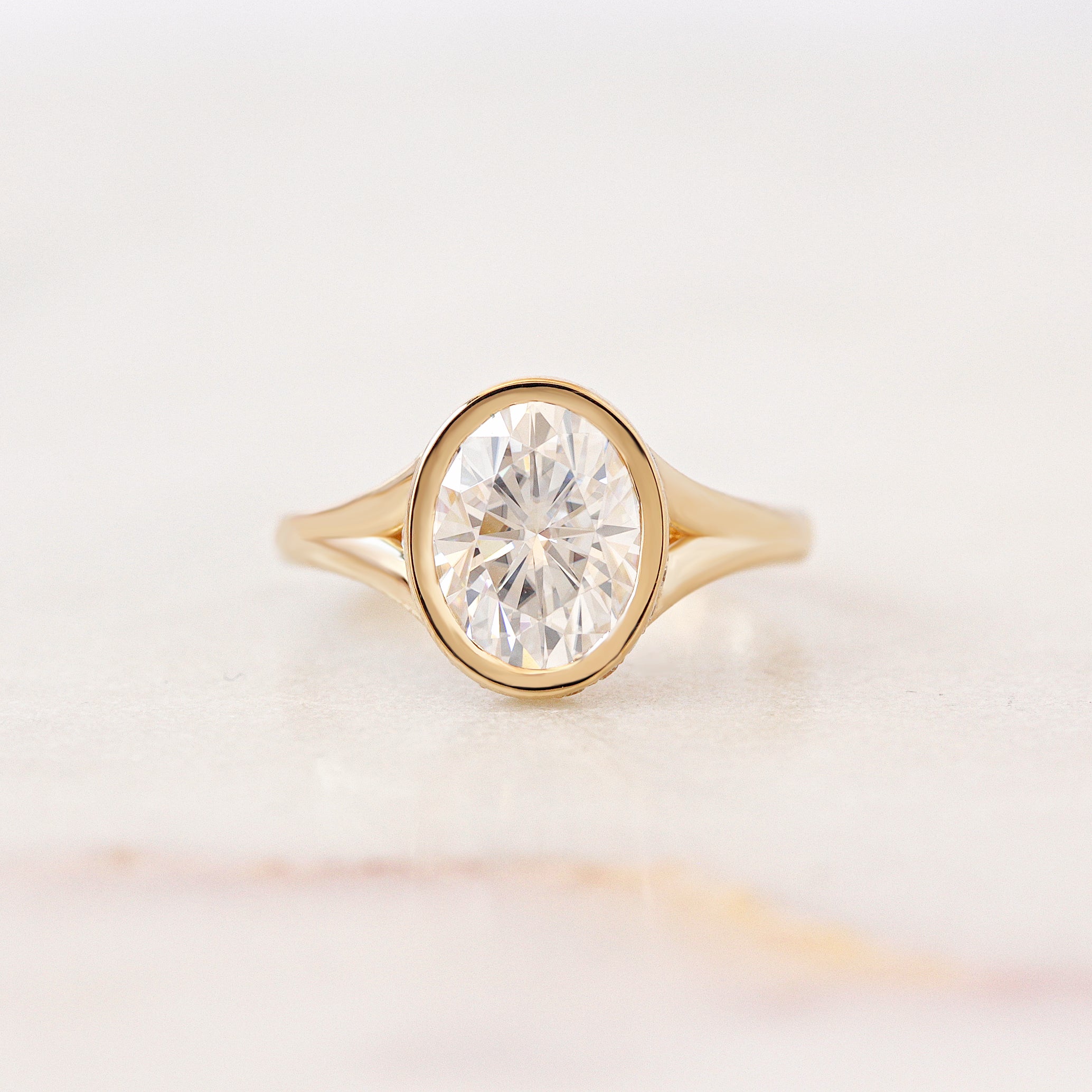 Bezel Set, Oval Diamond, Hidden Halo, Unique Engagement Ring Urban ♥