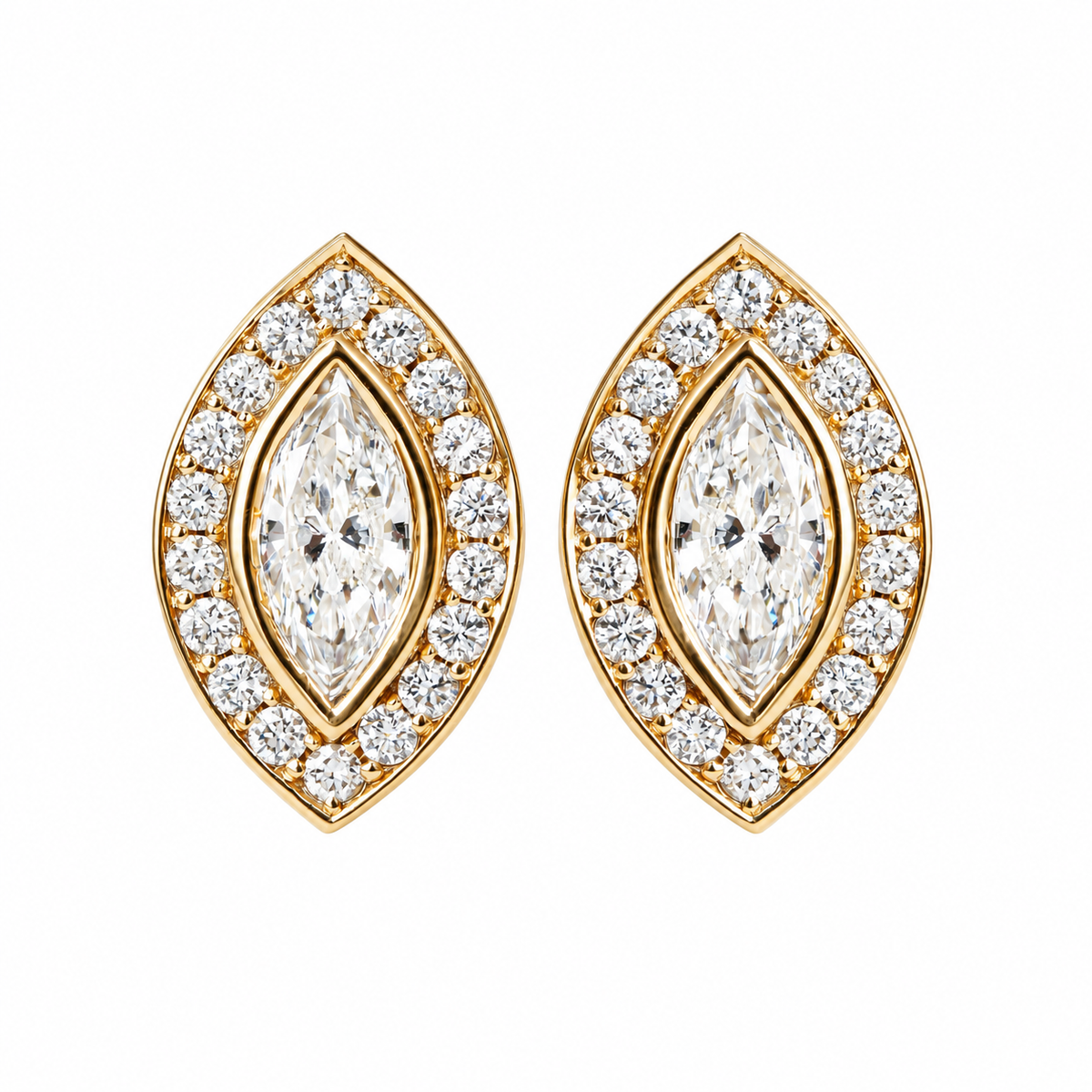 עגילי הילה של Marquise Diamond