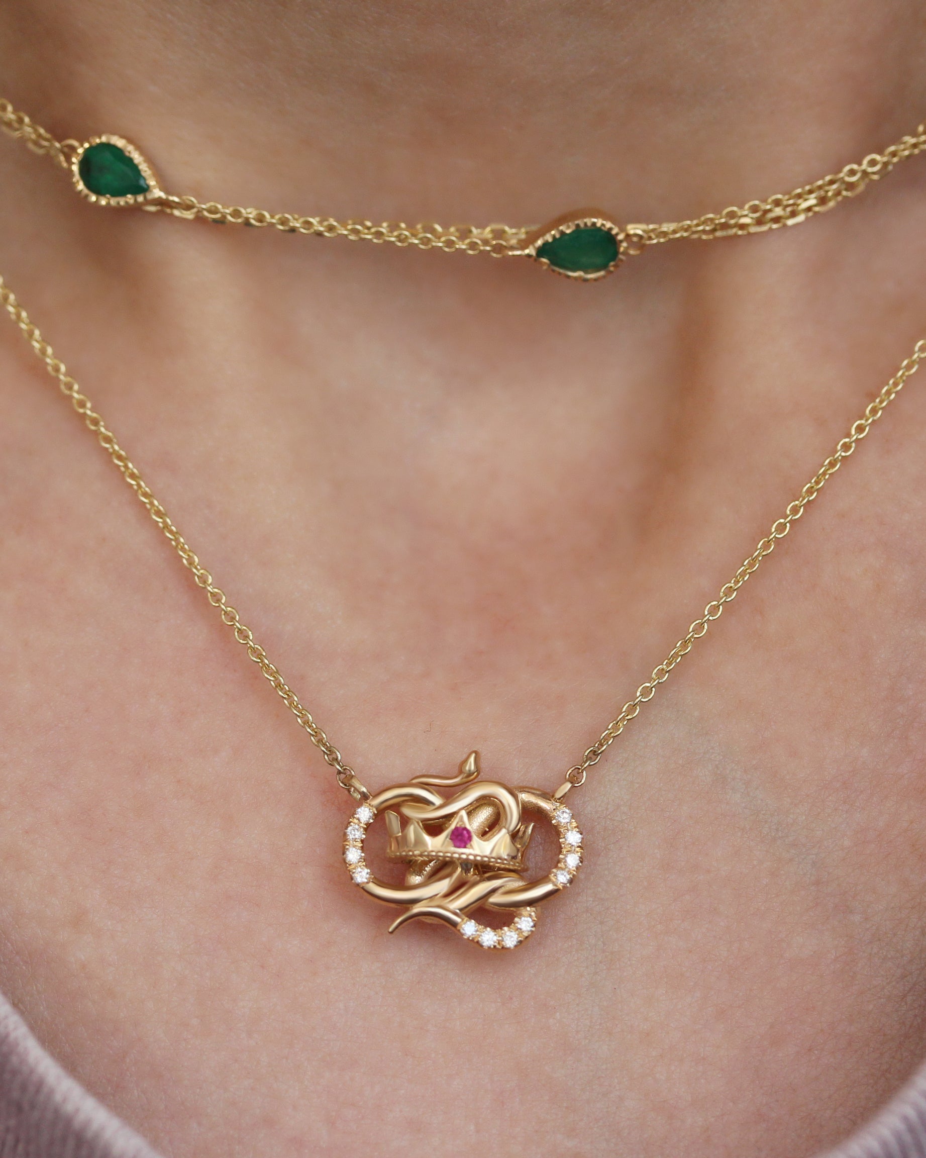 שרשרת Pave Diamonds 5 משולשים גדולים ♥