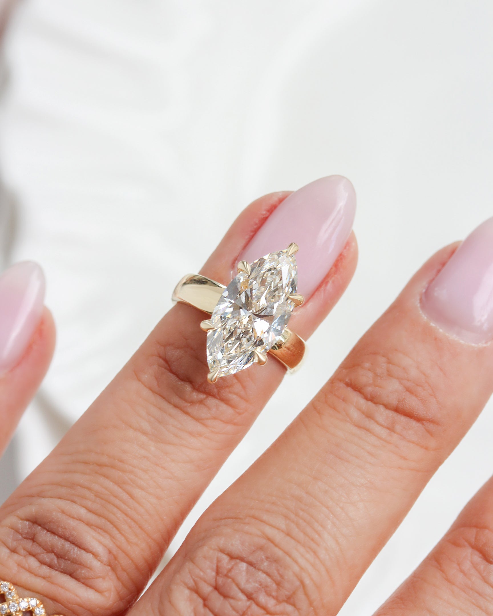 Wide Band Marquise Diamond Solitaire 4mm Band Engagement Ring Arya, 4ct marquise lab grown diamond, modern engagement ring. 6 prongs crown setting, Solitaire, bold, chuncky gold