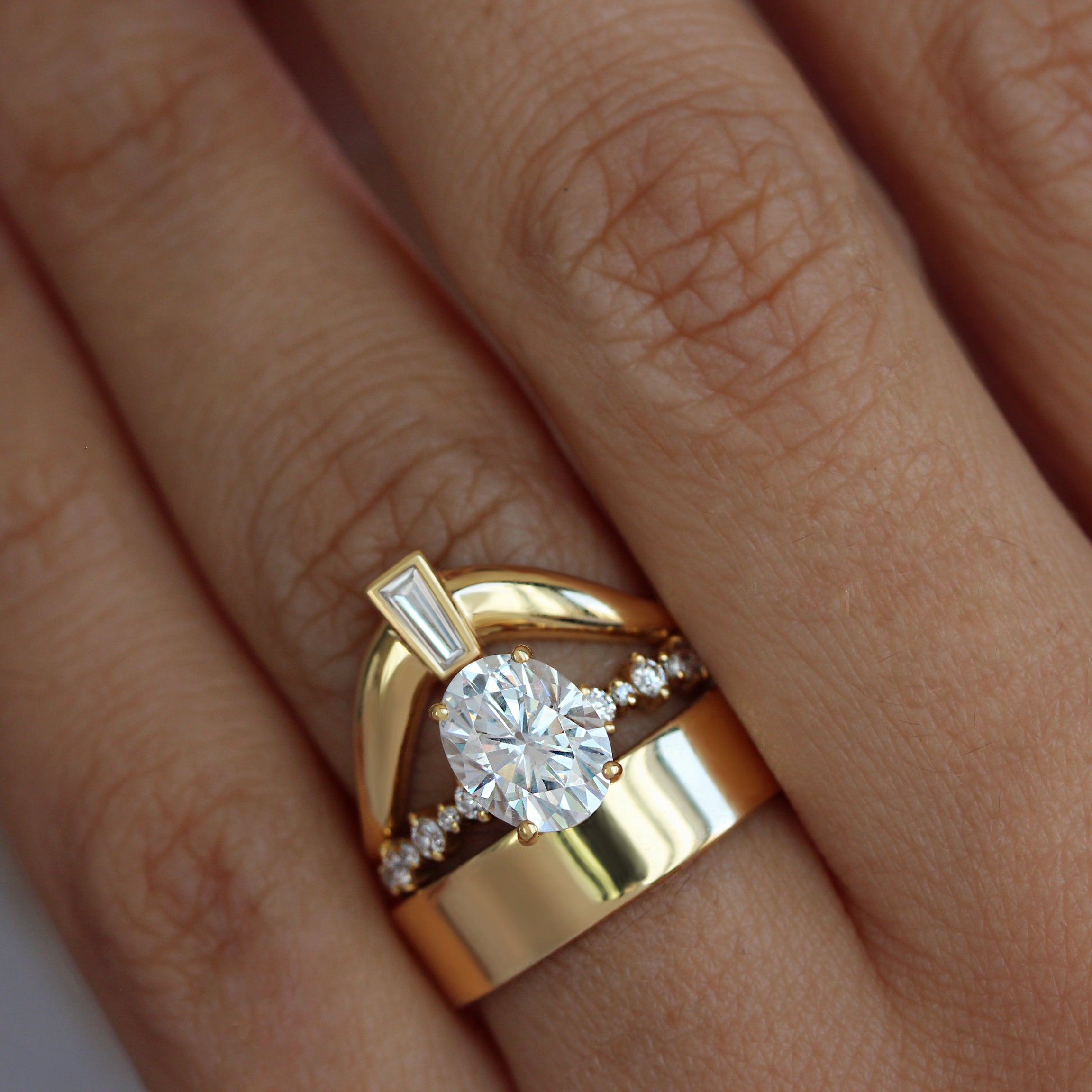 6mm Wide Solid Gold Cigar Men Wedding Ring - Unisex