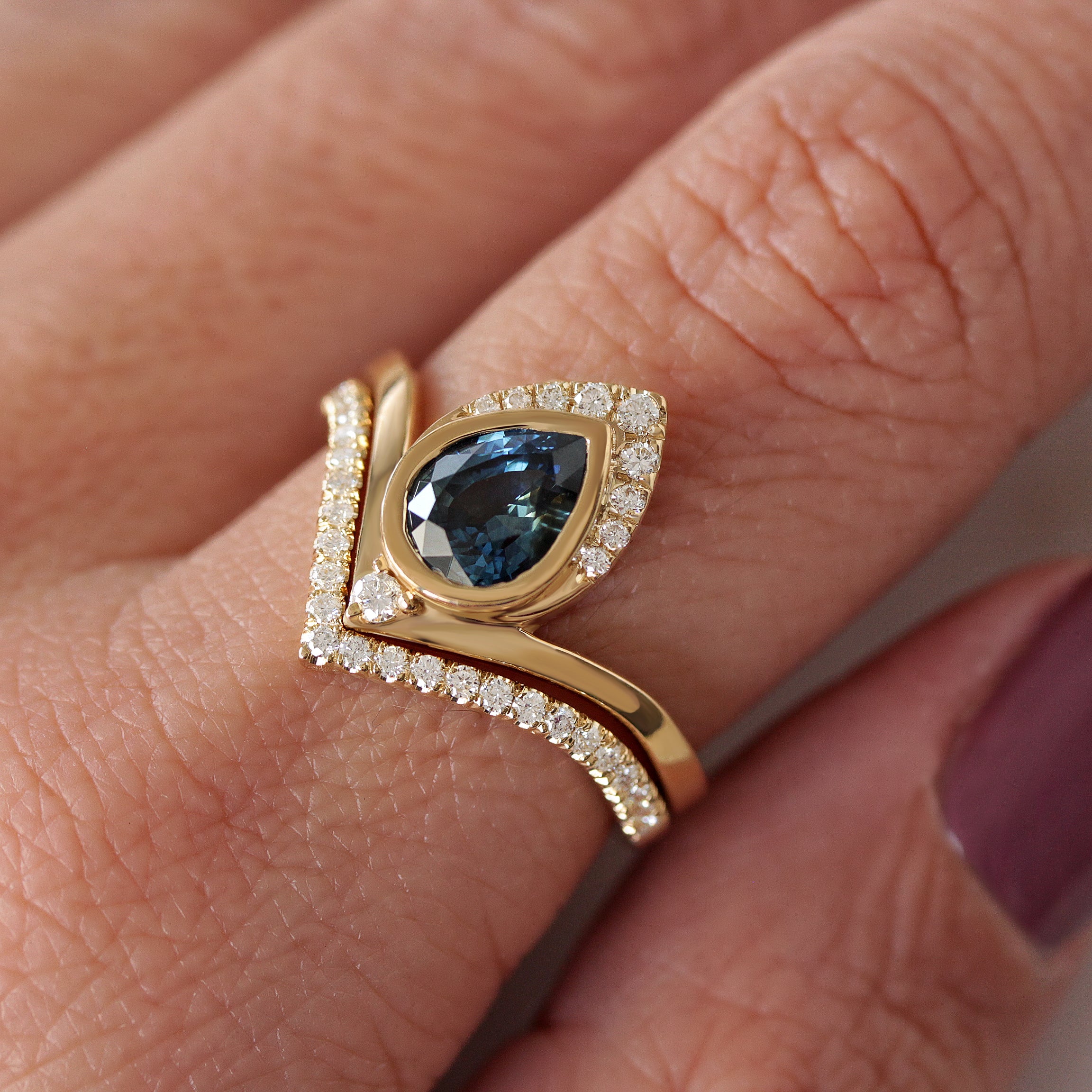 Pear Teal Sapphire and Diamonds Halo Unique Engagement Ring Set - Atyasha