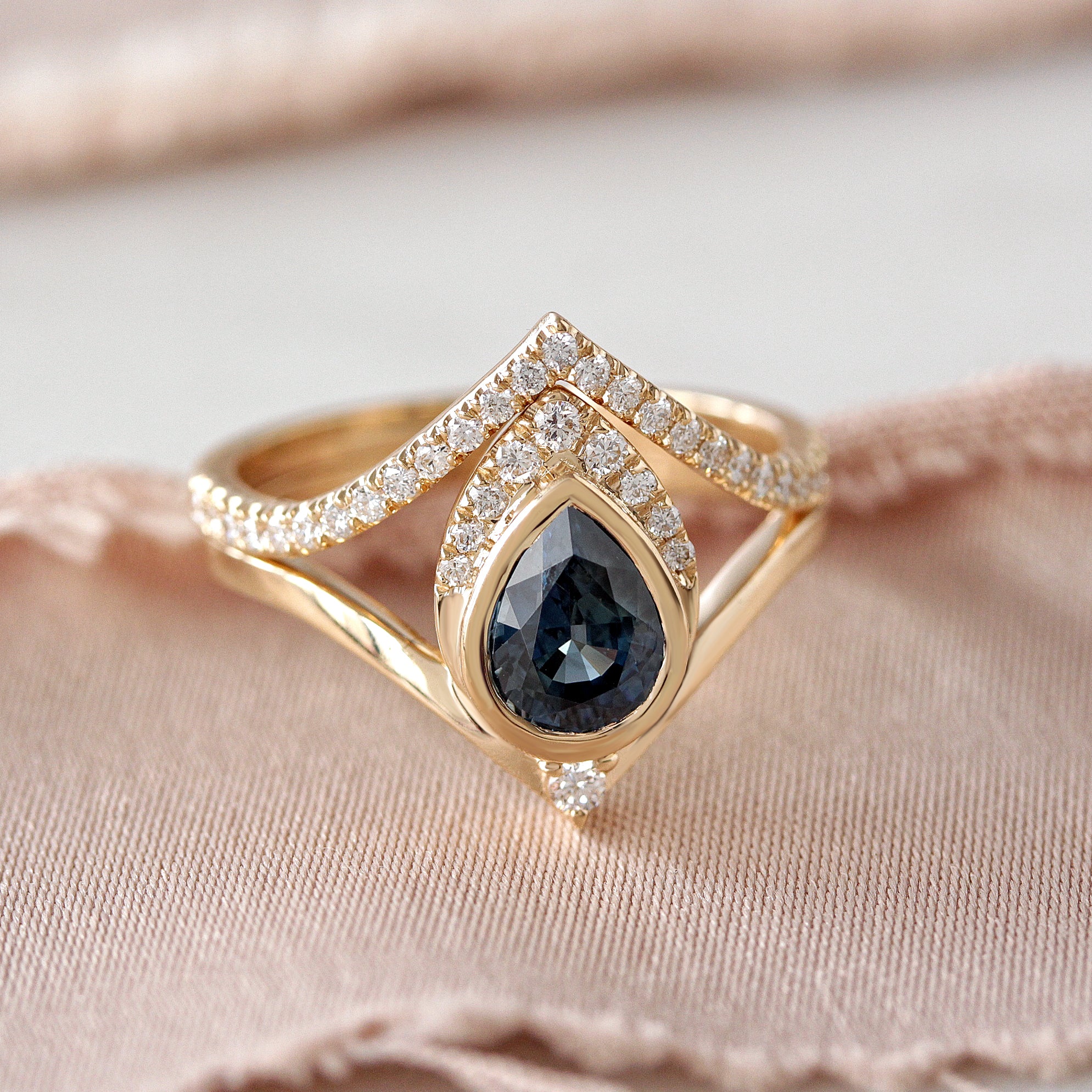 Pear Teal Sapphire and Diamonds Halo Unique Engagement Ring Set - Atyasha