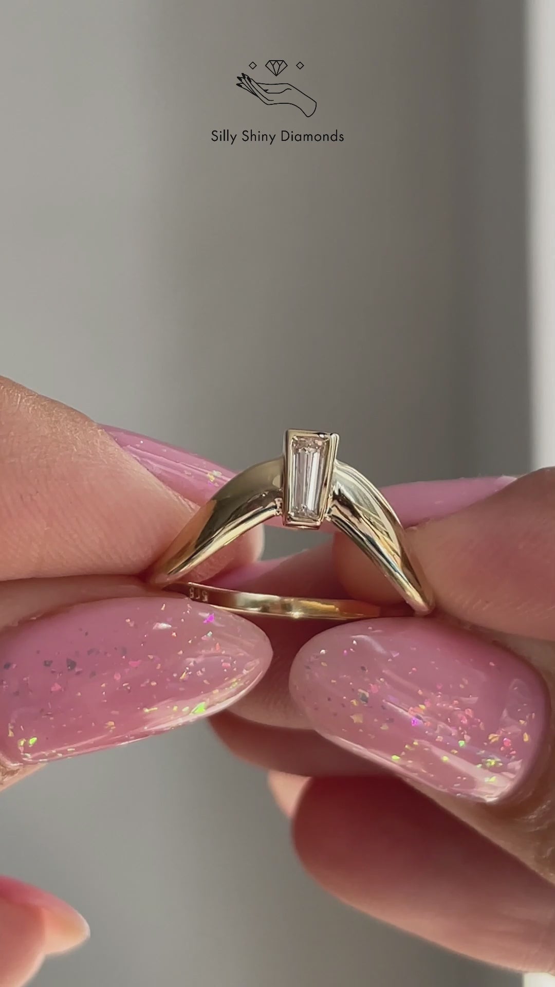 Taper Diamond Chunky Bold Gold Curve Statement Wedding sideband Mila ♥