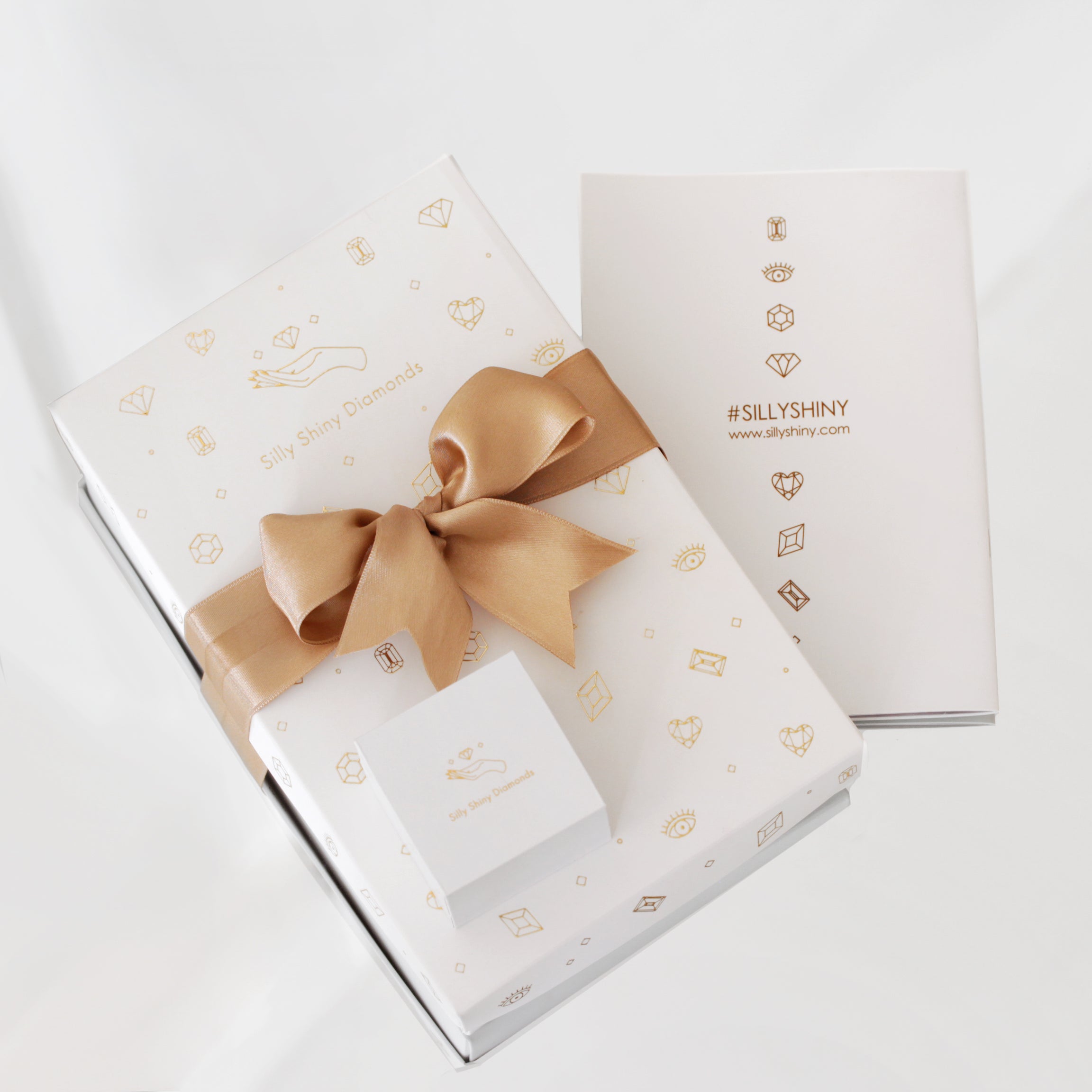 Emerald Cut, Marquise Diamond Halo טבעת אירוסין, Charlotte ♥