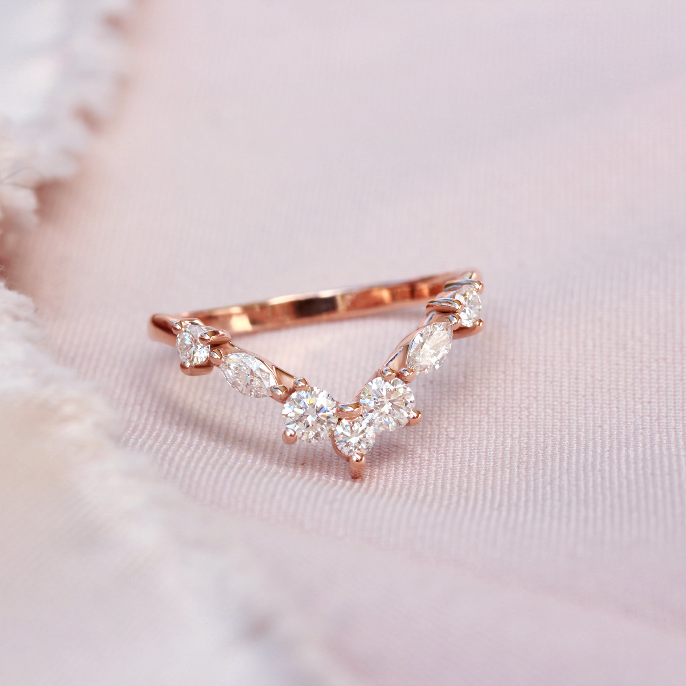 Chevron Nesting Diamond Wedding Ring - Apollo ♥