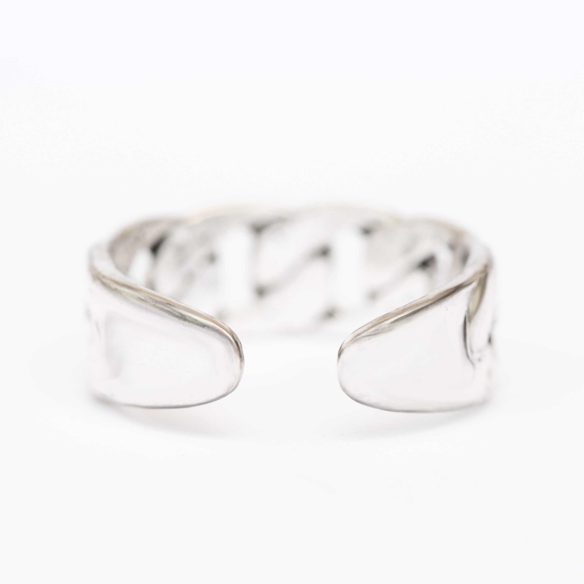 Simulated Chain Cuff Ring - sillyshinydiamonds