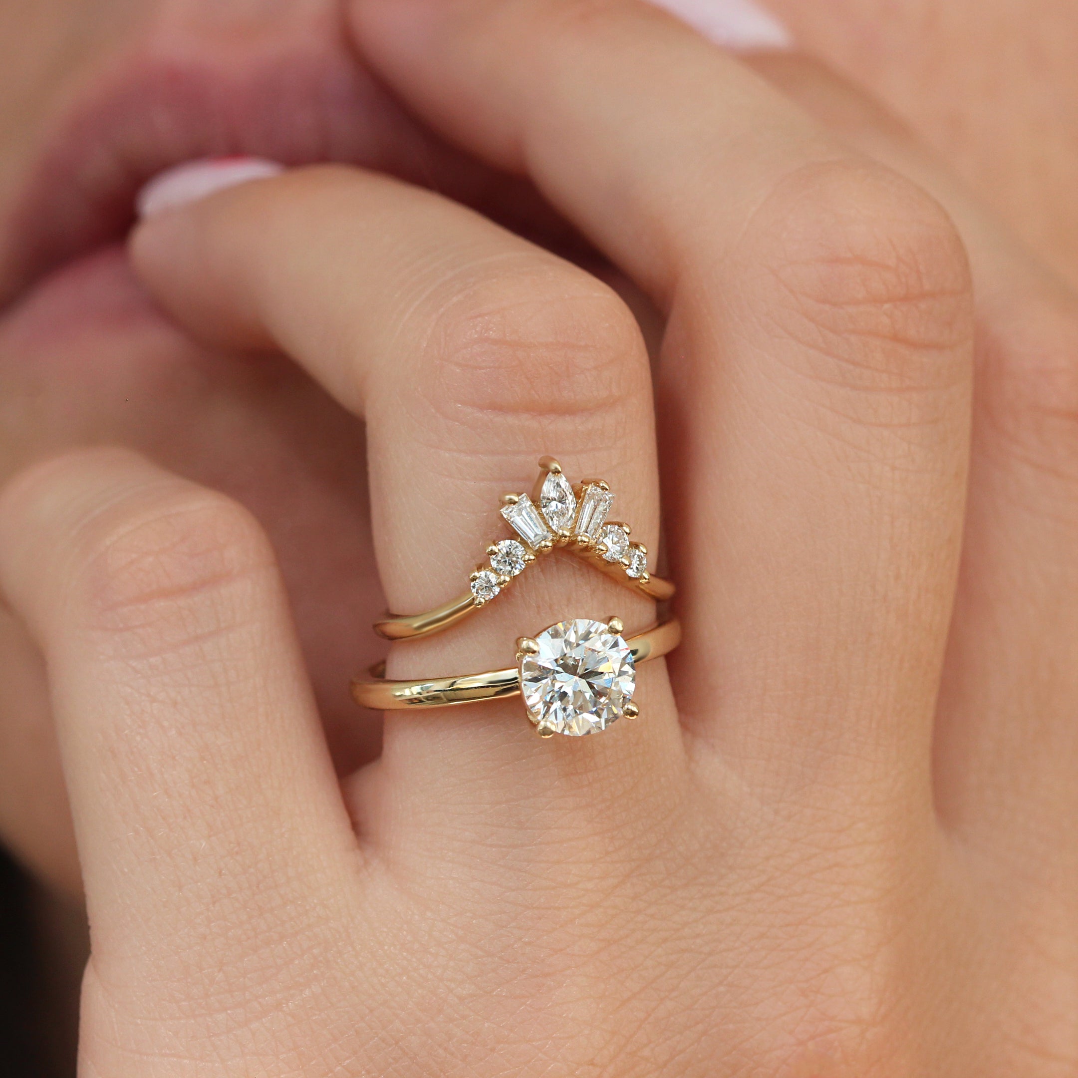 solitaire engagement ring arya