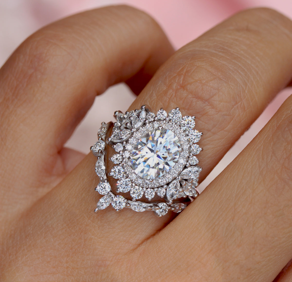 Oval Diamond 1.50 carat Double Halo Engagement Rings Set, Monaco