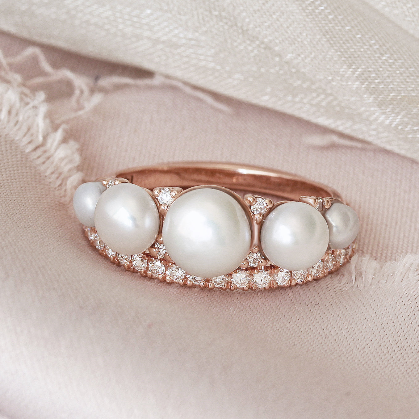 טבעת בהשראת פנינים ויהלומים - ליה