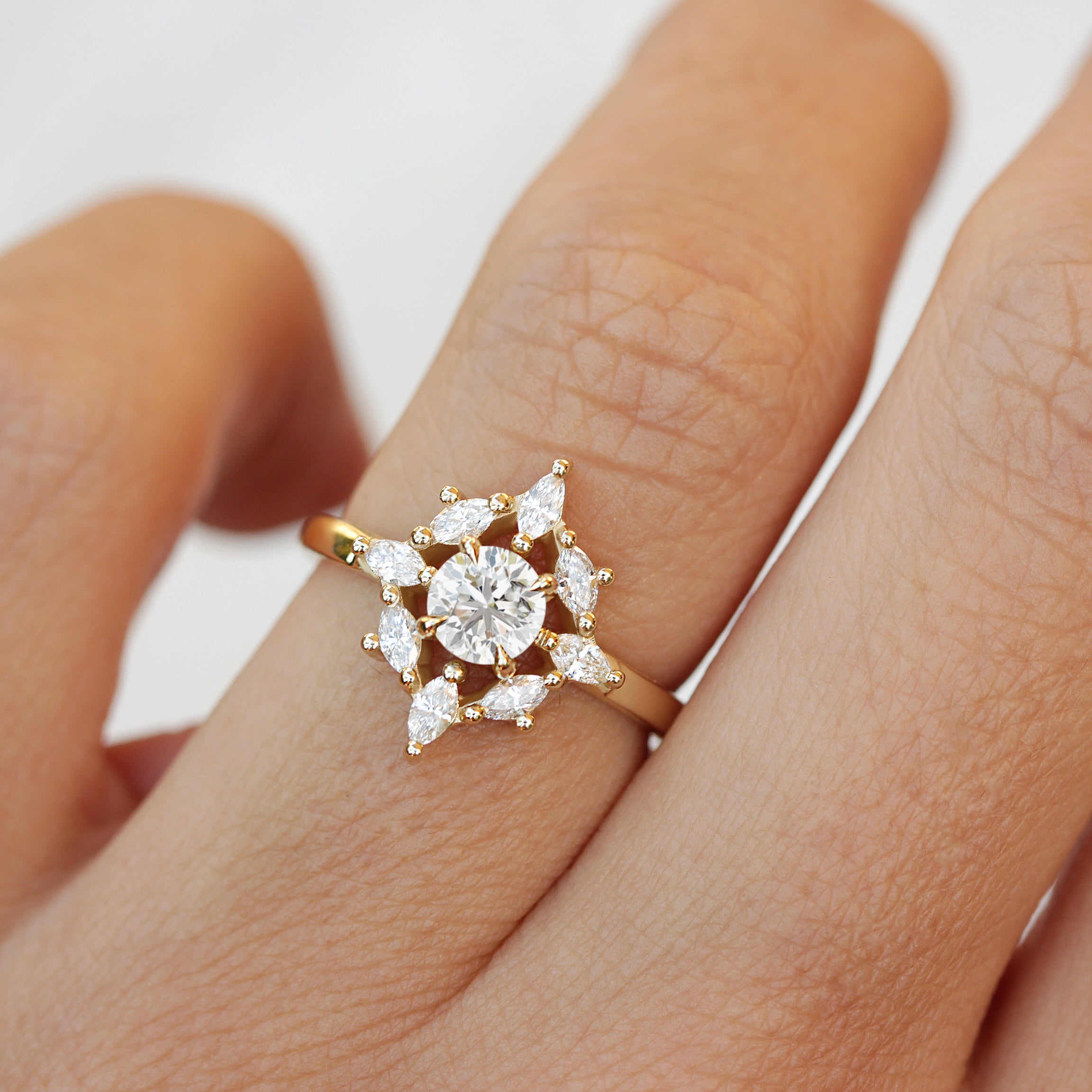 Aerolite Mini 0.9ct Diamond Unique Engagement Ring - sillyshinydiamonds