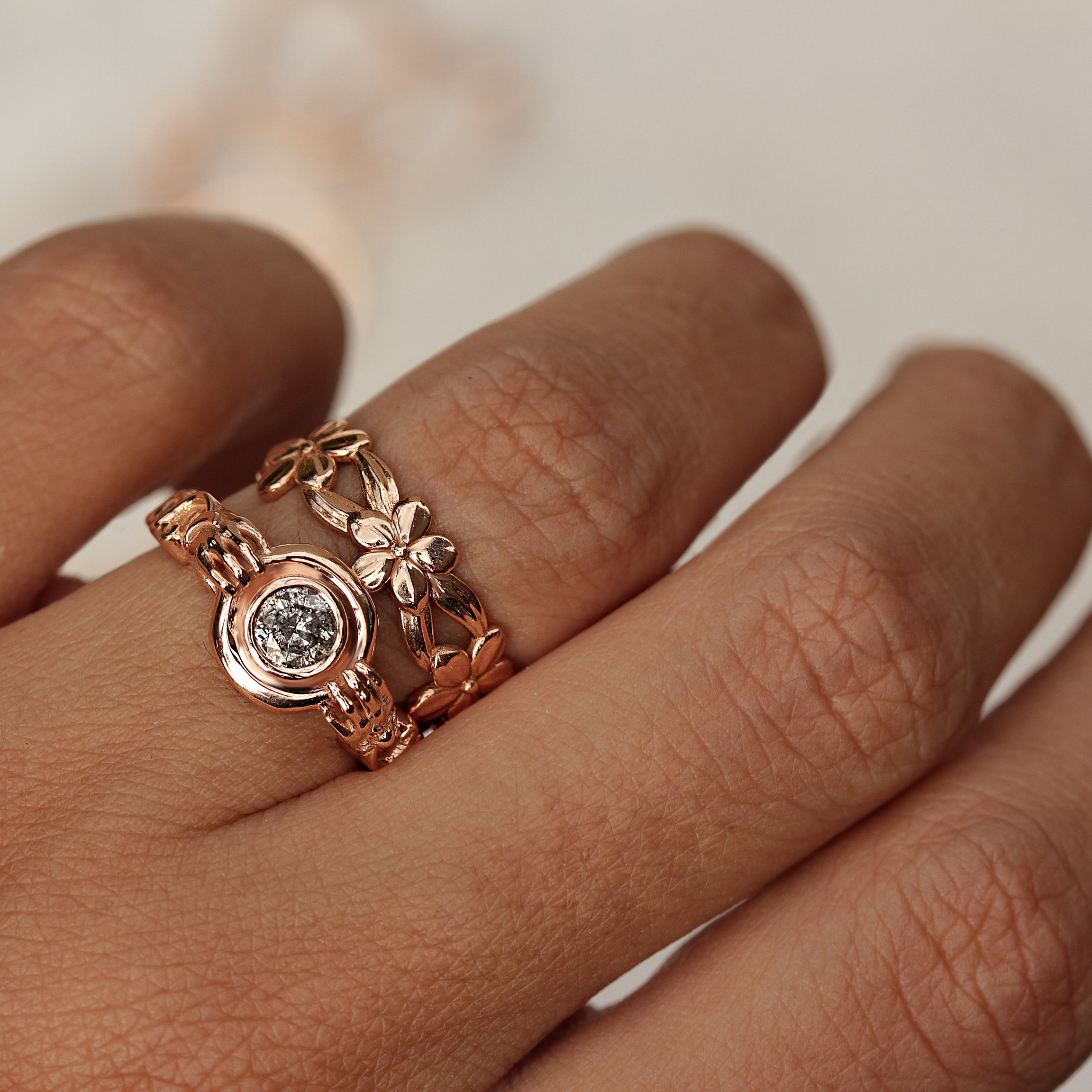 Hawaiian Flowers Jungle Unisex Wedding Band 2.0 - sillyshinydiamonds