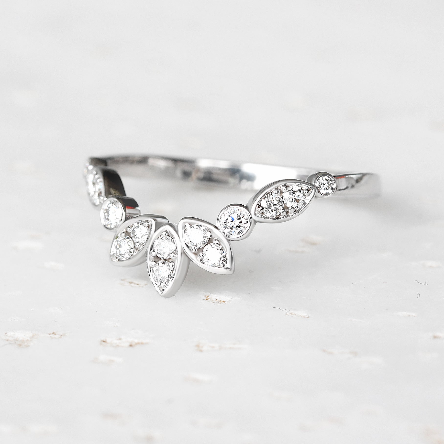 Leaves ornament chevron wedding band - sillyshinydiamonds