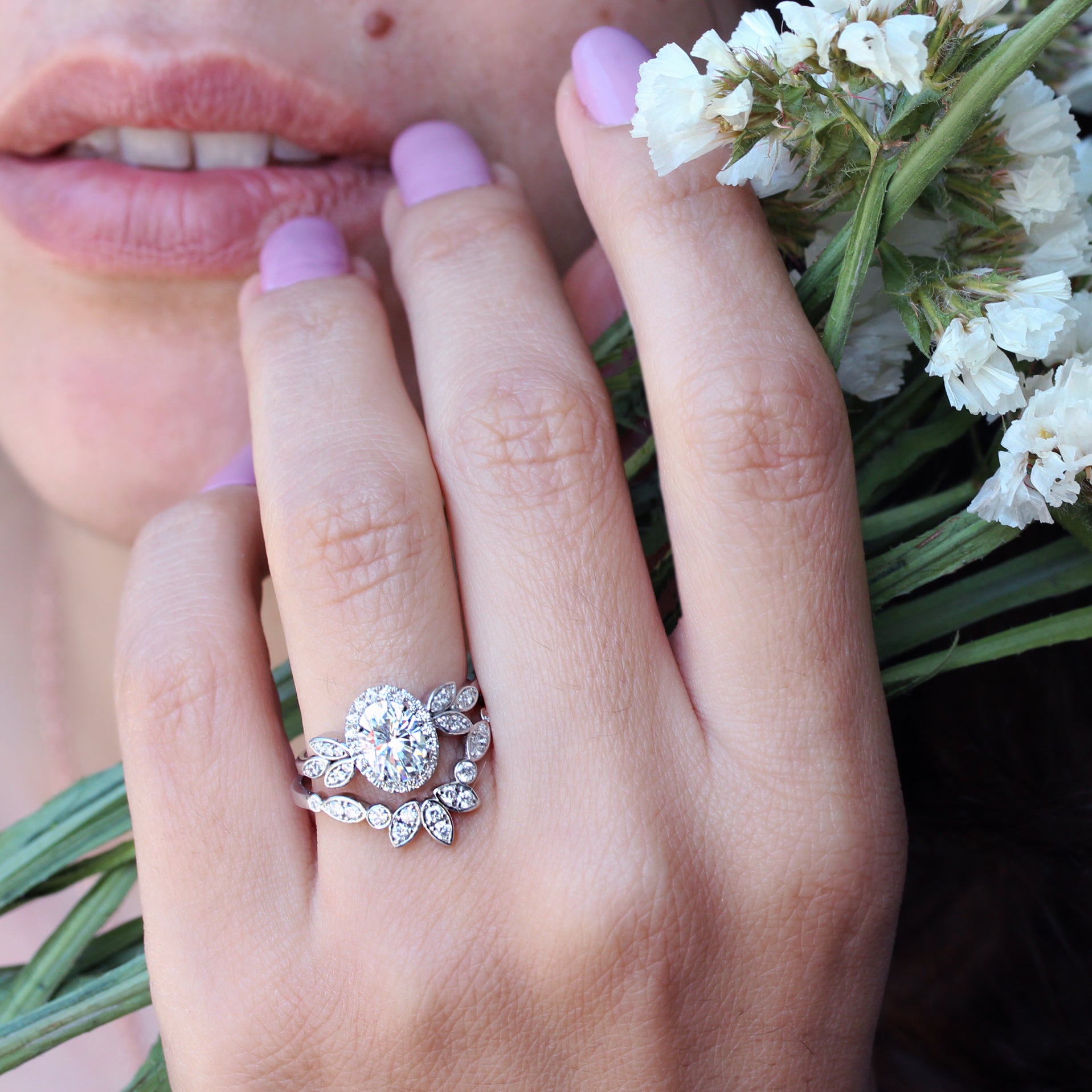 Leaves ornament chevron wedding band - sillyshinydiamonds