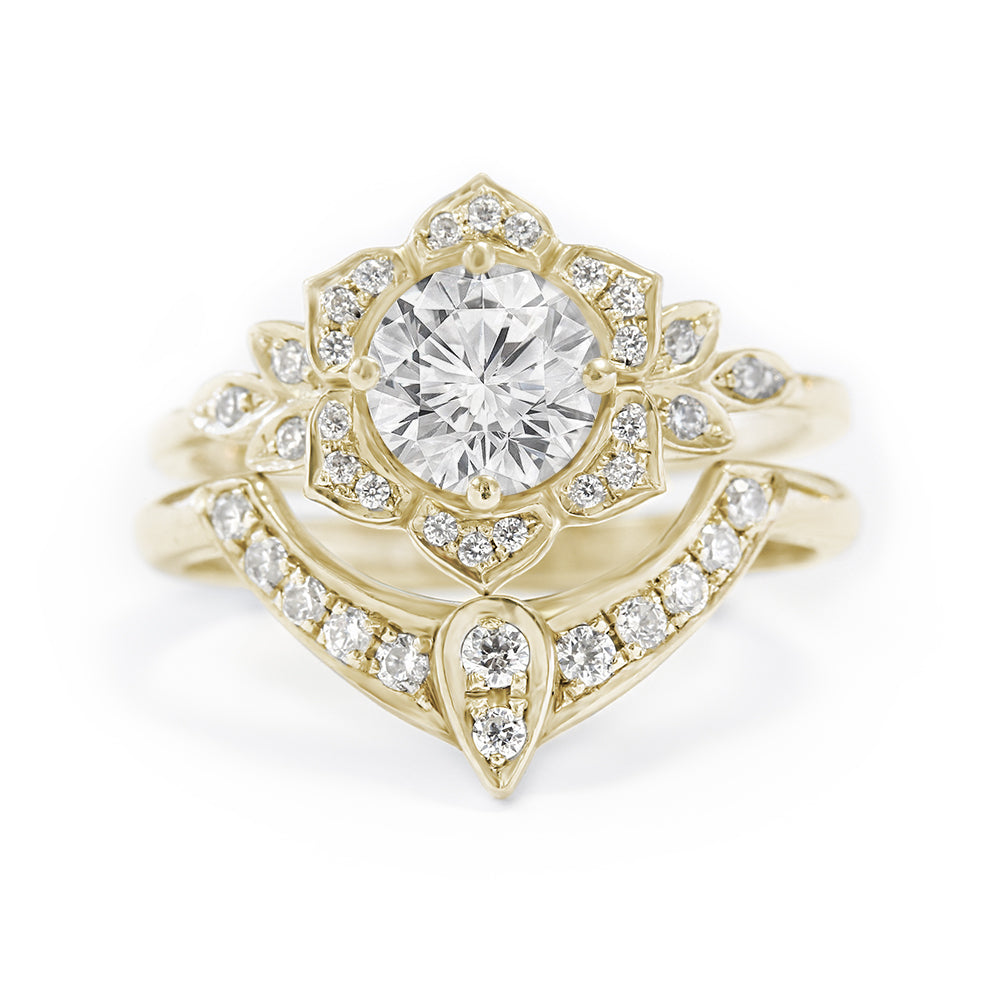 עקומה רחבה בעין השלישית, טבעת נישואין יהלום מקננת