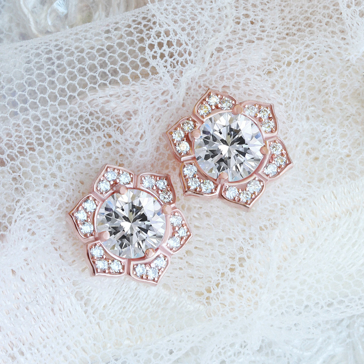 Lily Flower Morganite & Diamonds Stud Earrings ♥
