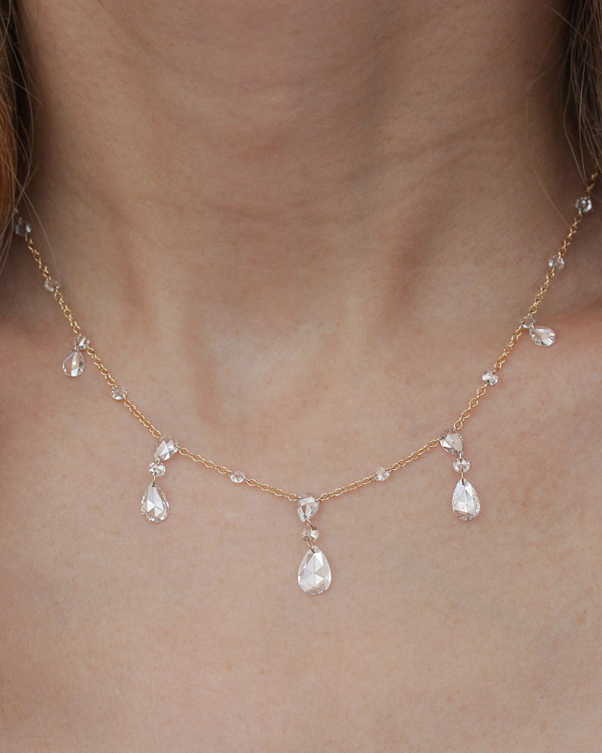 שרשרת Pave Diamonds 5 משולשים גדולים ♥
