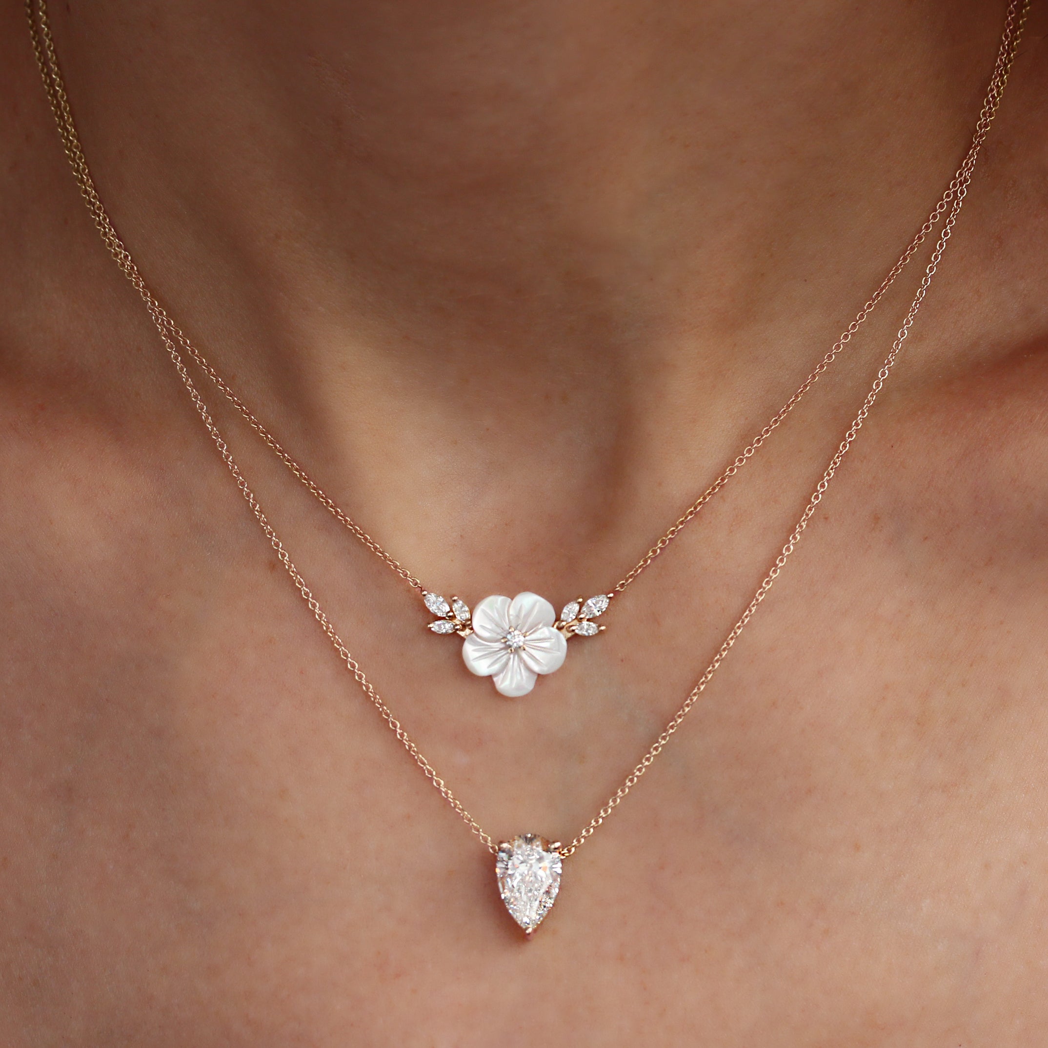 Flower Necklace - Mother of pearls and diamonds necklace Luna Blossom Necklace ♥