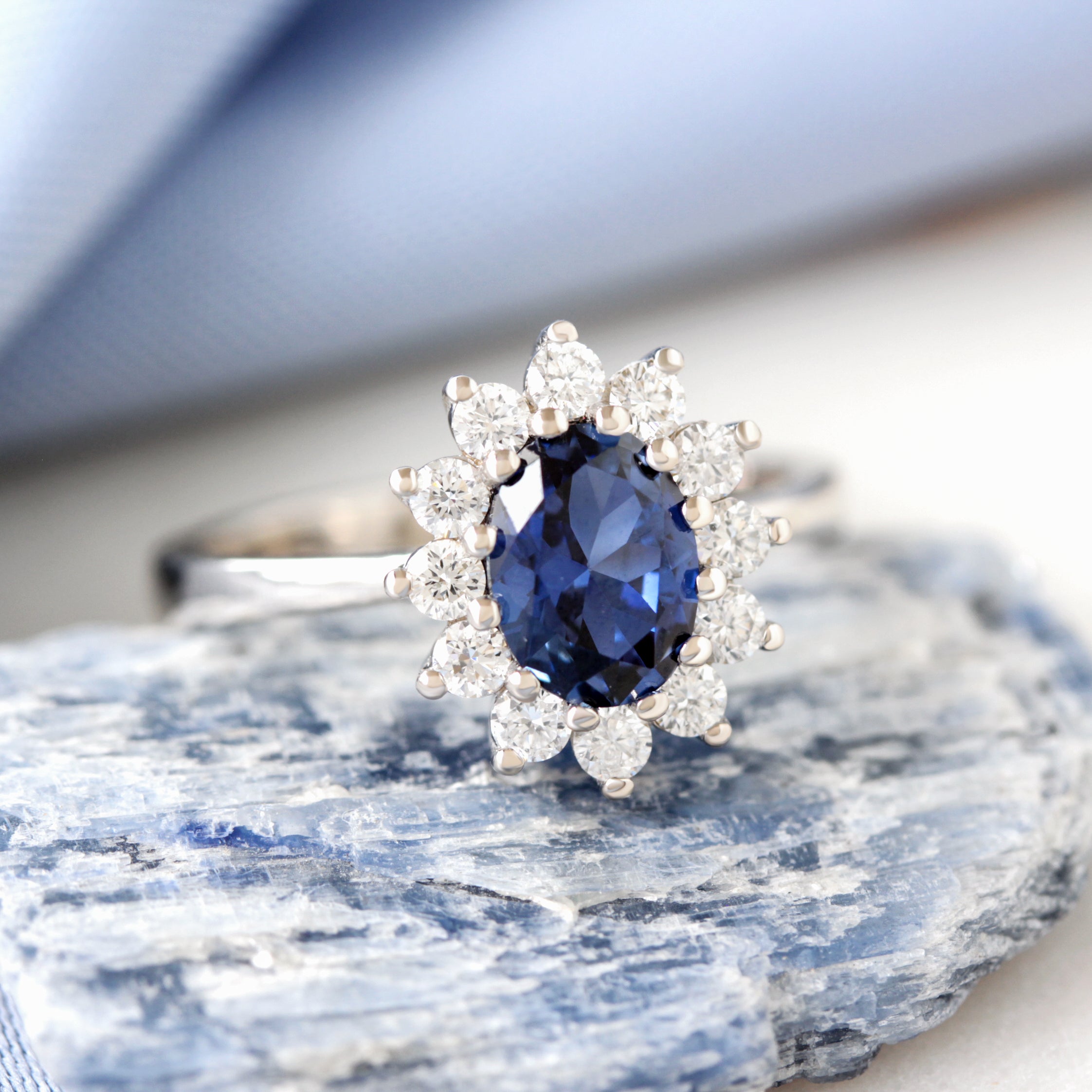 Lab Grown Oval Blue Sapphire & Diamonds Engagement  Ring Basic
