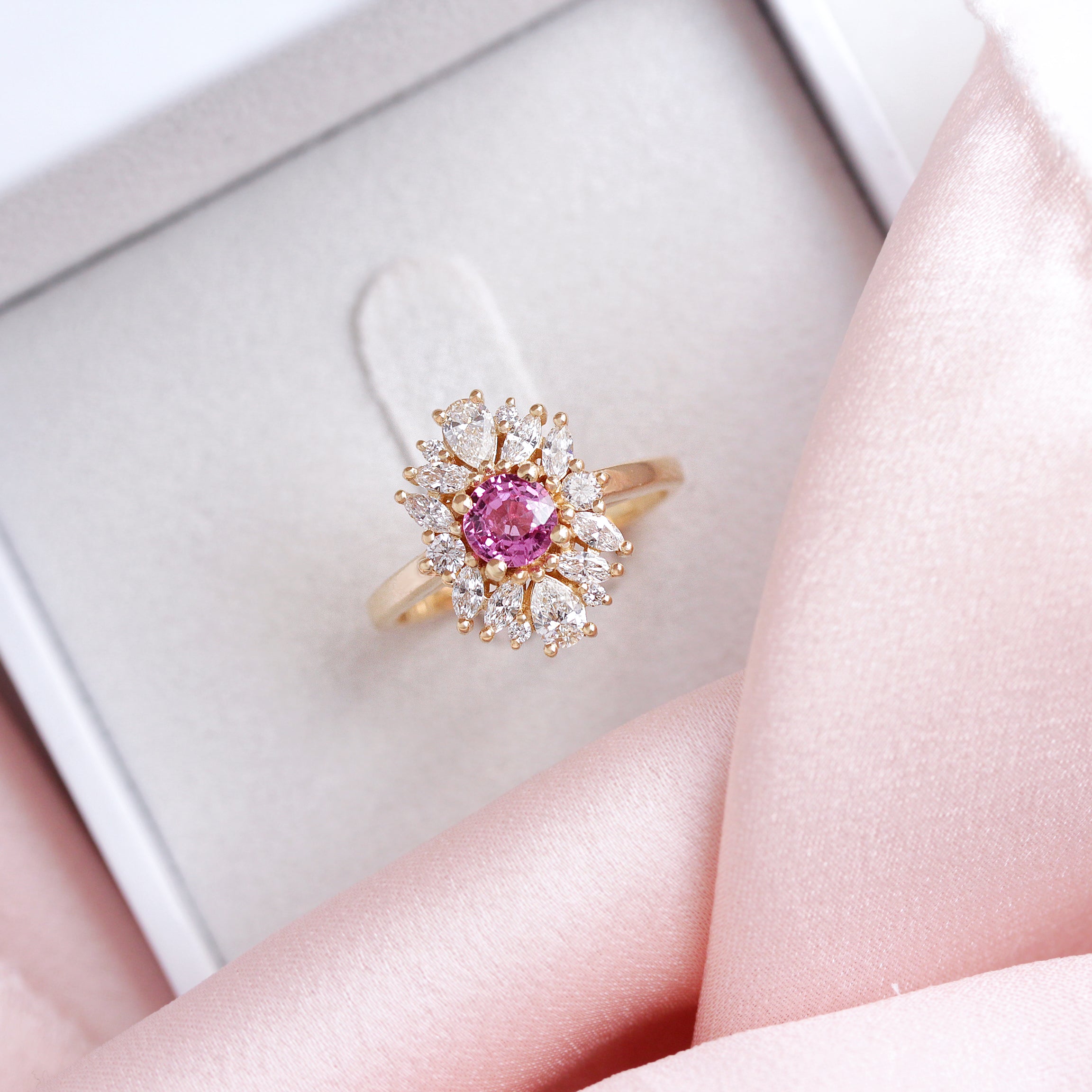 Pink sapphire engagement ring, Odisea