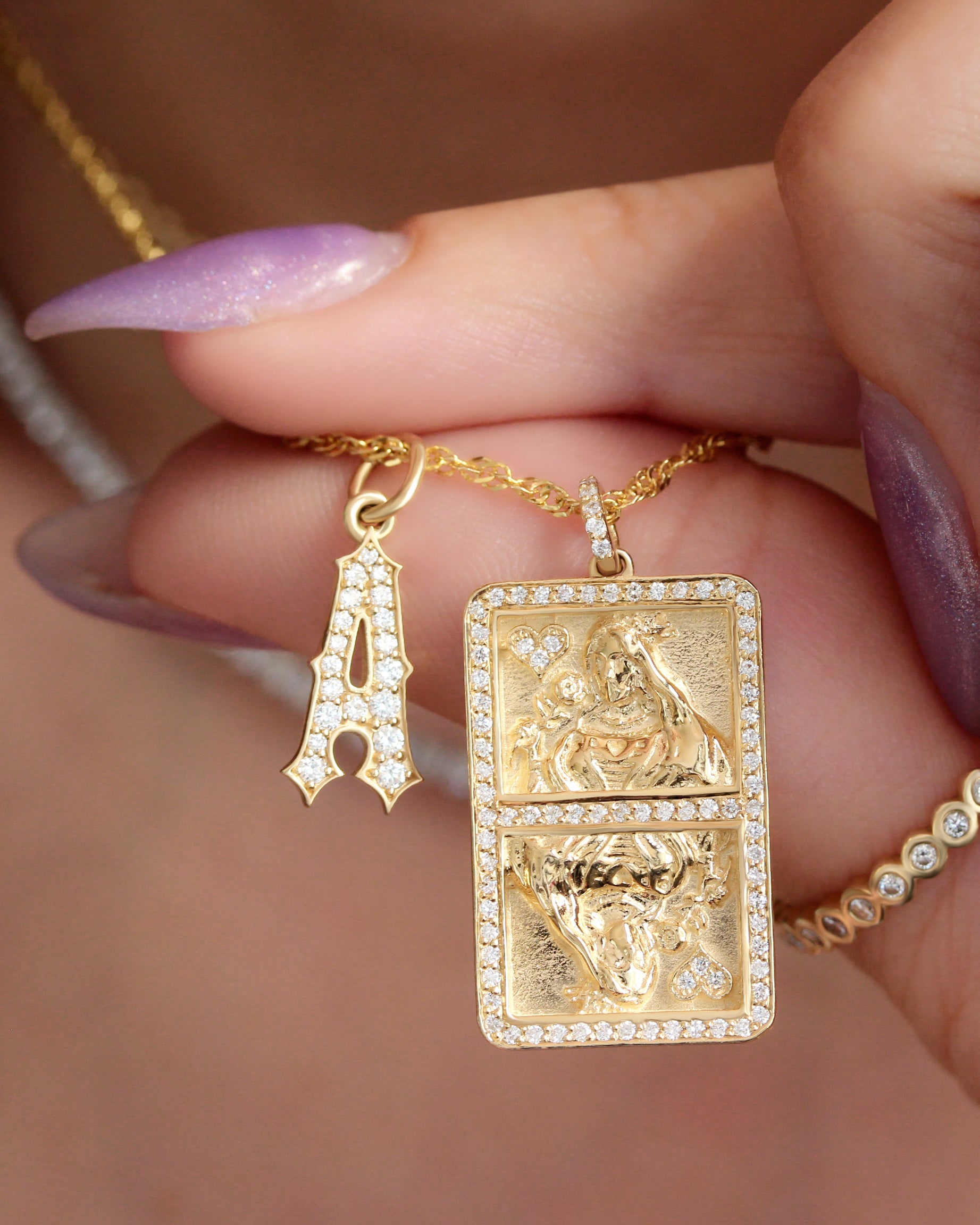 Queen of Hearts Necklace - Gold and Diamond Pendant