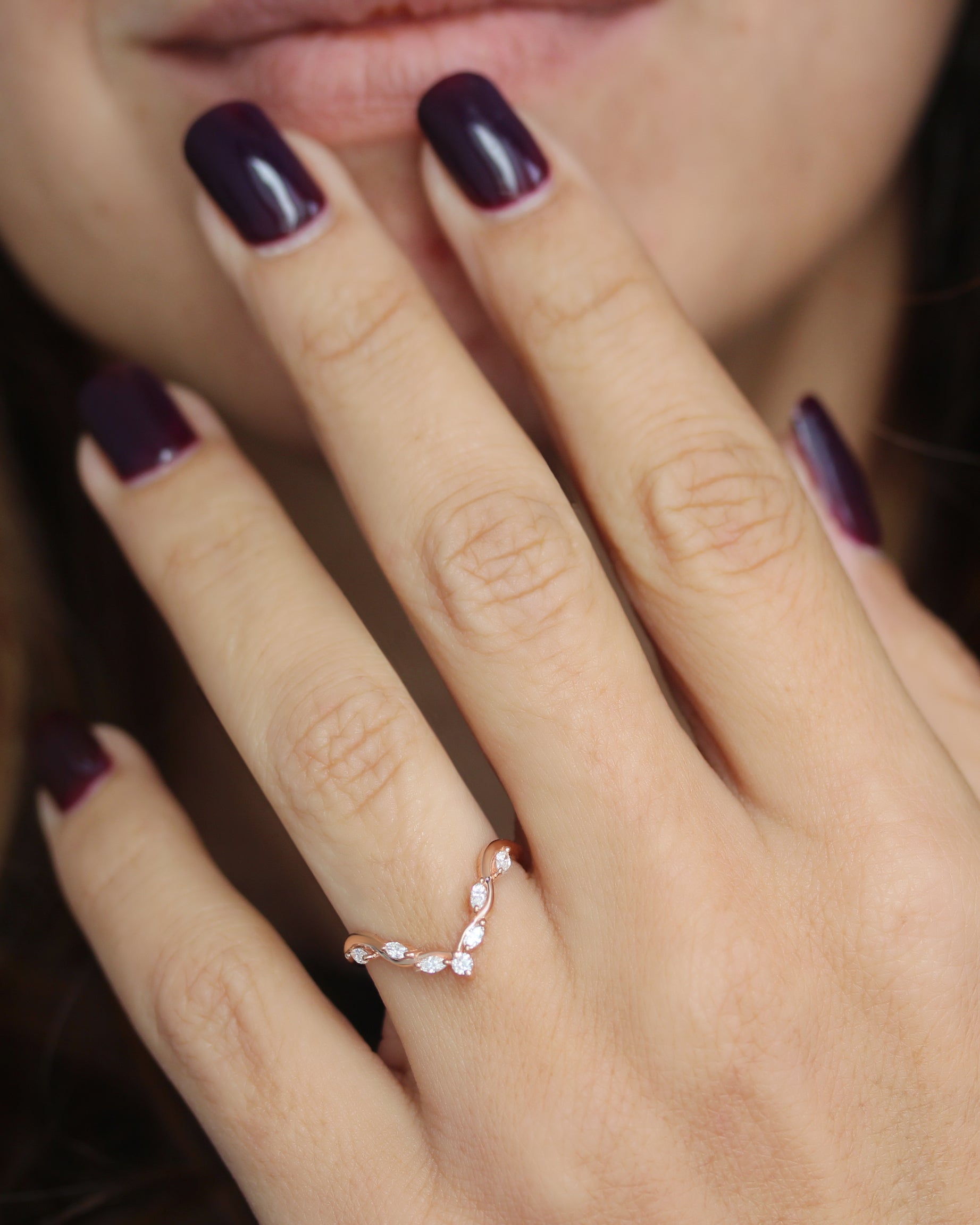 Wavy Chevron V Nesting Ring - Nora