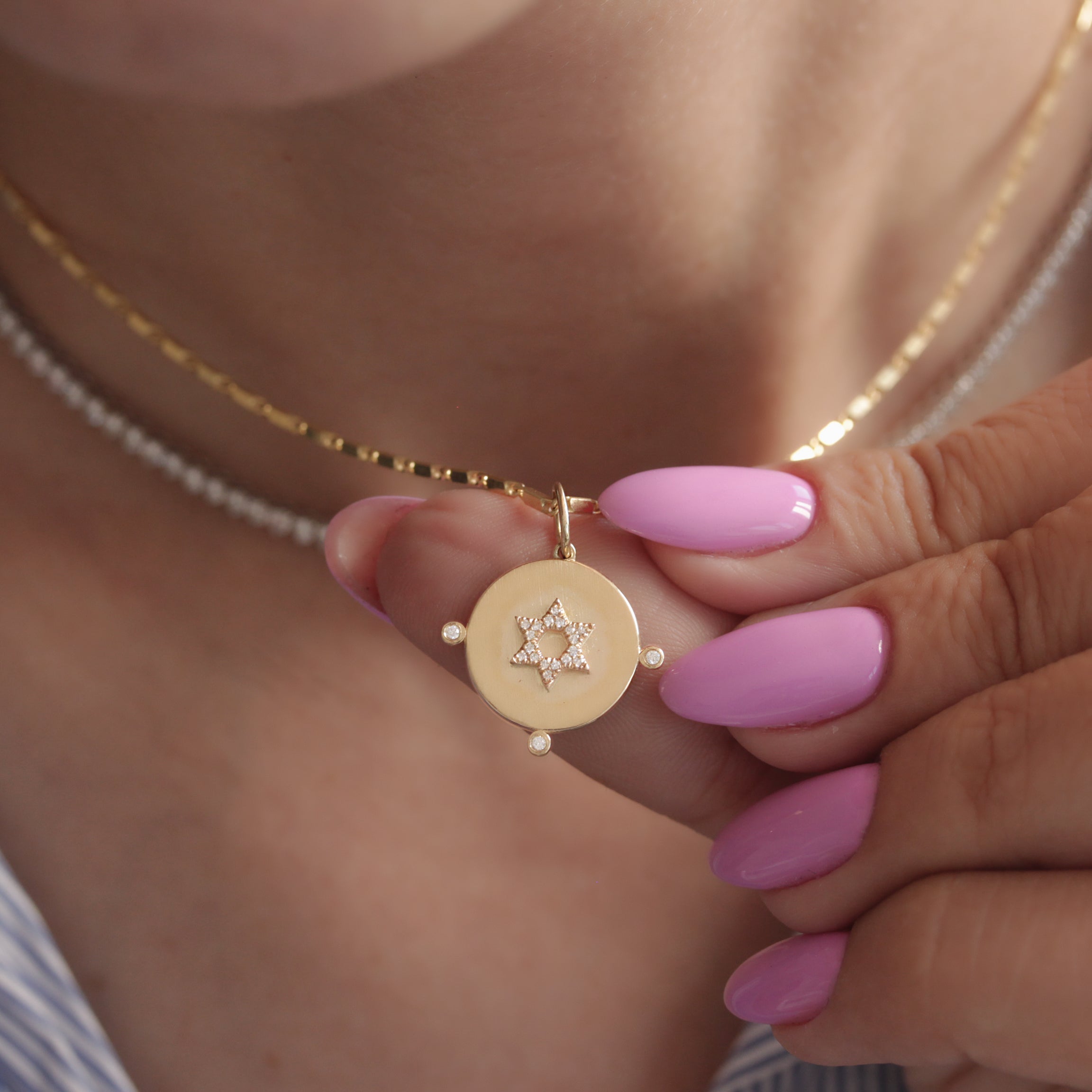Diamond David Star, Magen David Round Disc Coin Pendant Necklace Judaica Jewelry