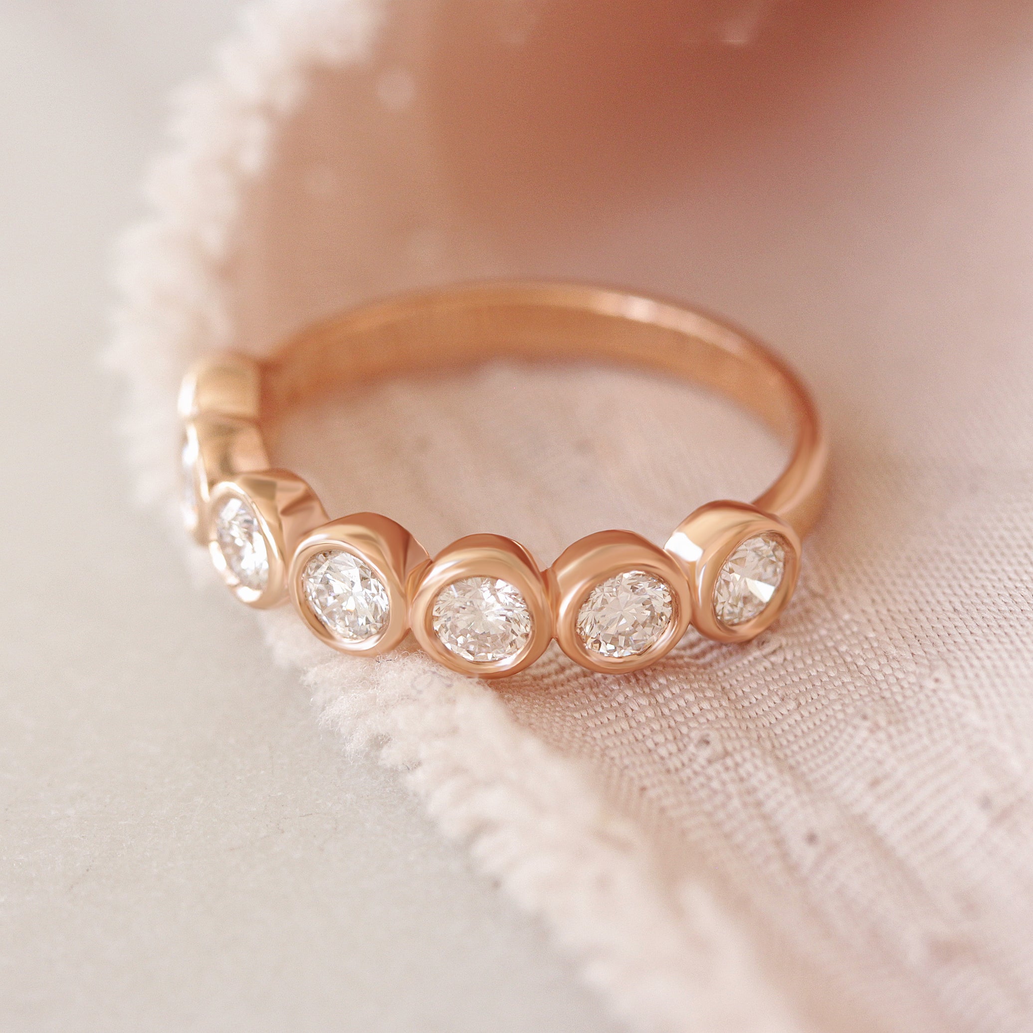 half eternity bezet setting rose gold ten points 4mm wide