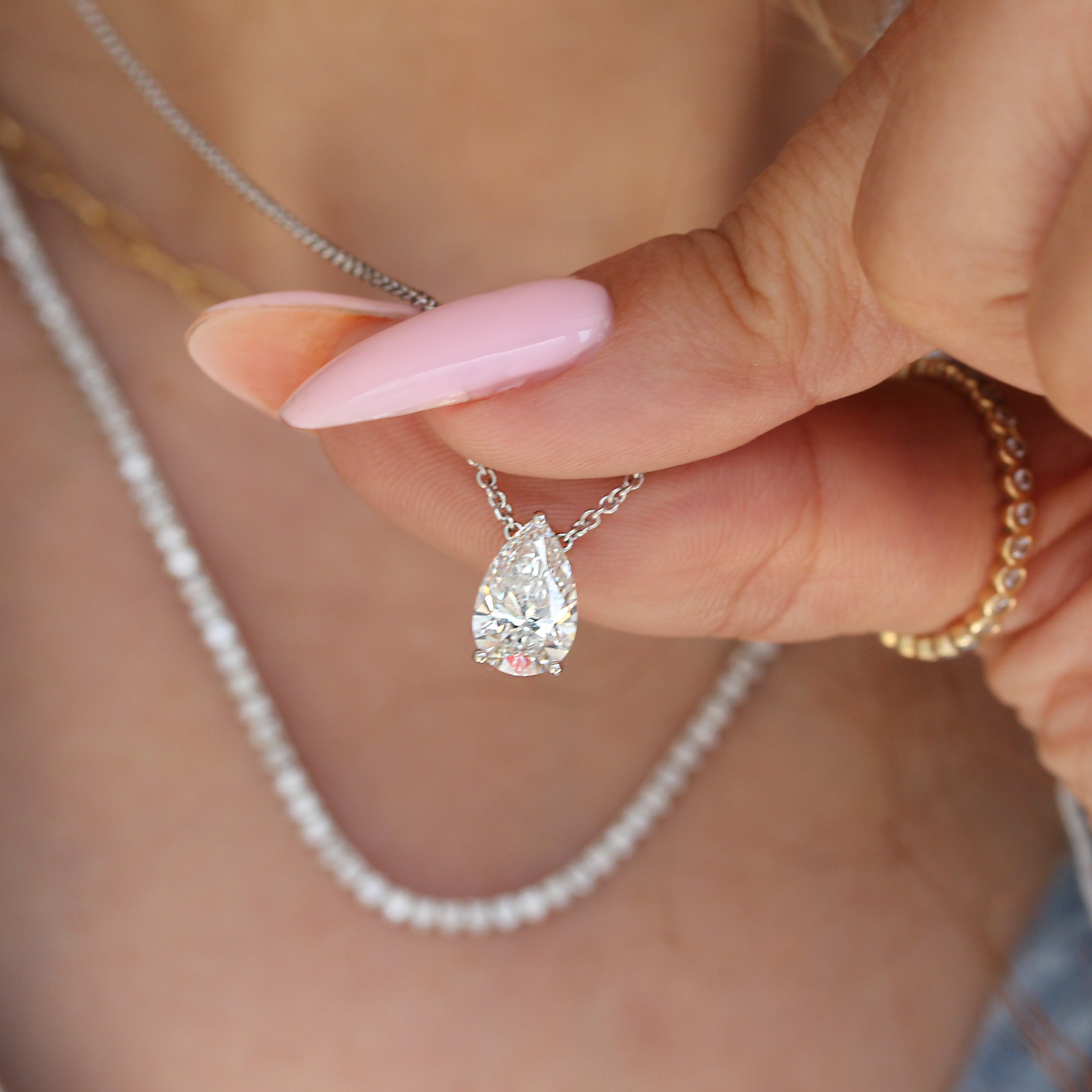 2CT Pear Diamond Prong Setting Solitaire Pendant Necklace