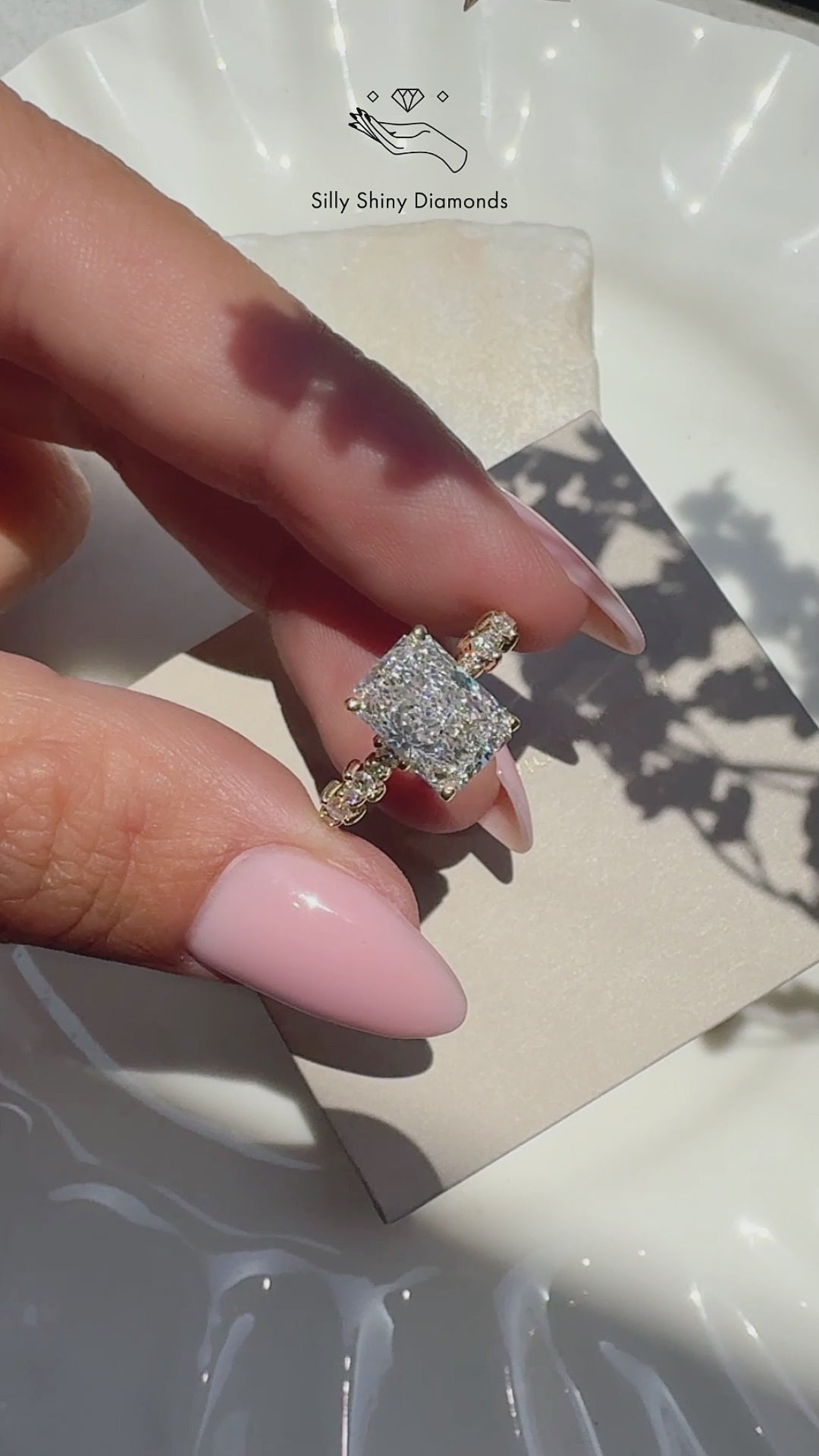 2.5ct Radiant Diamond engagement Ring Margo