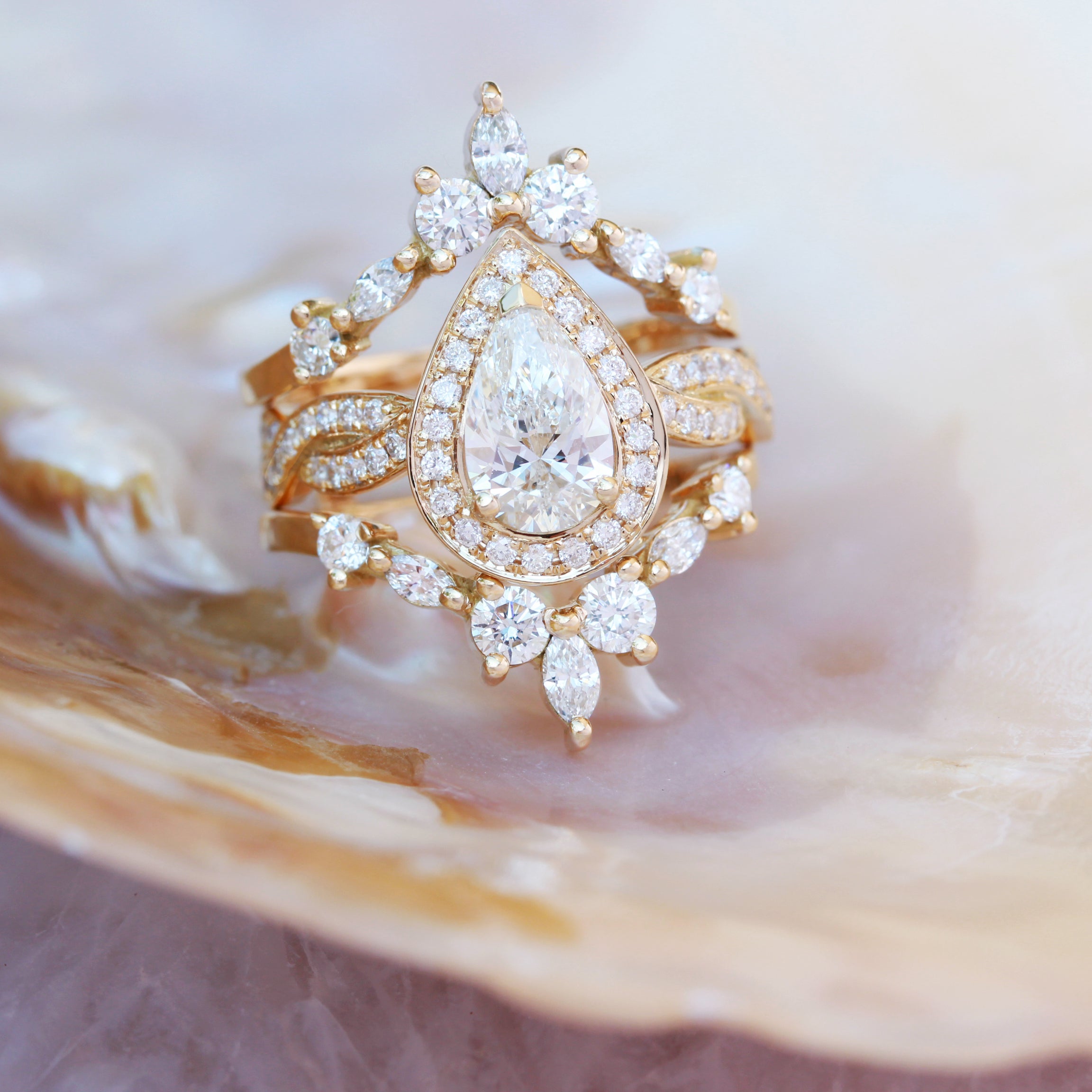 Pear Diamond Infinity Twist Shank Engagement Ring & Diamond Ring guard "Zeus" ♥