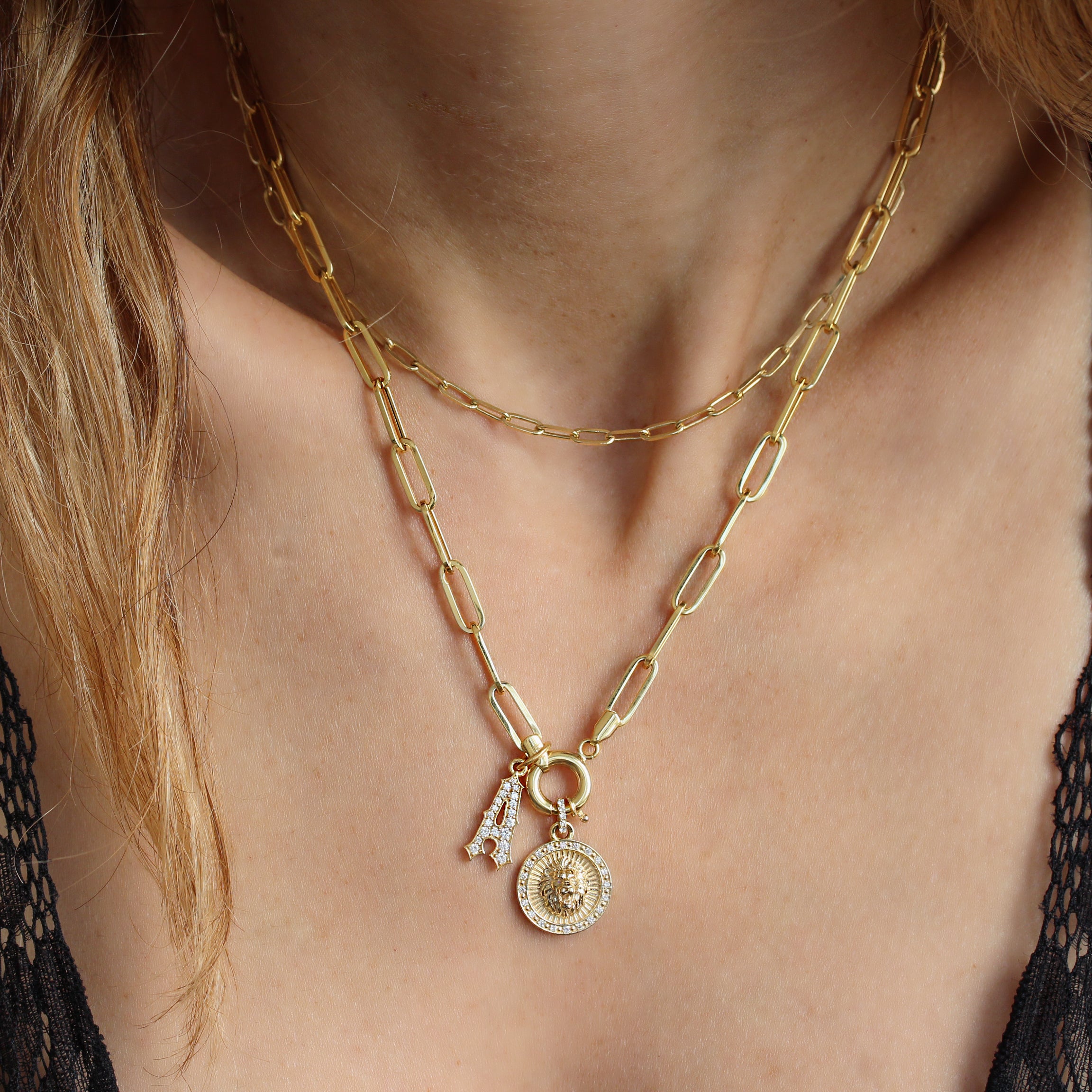 lion lio pendant zodiac astrology  sign zion diamonds pendant yellow gold