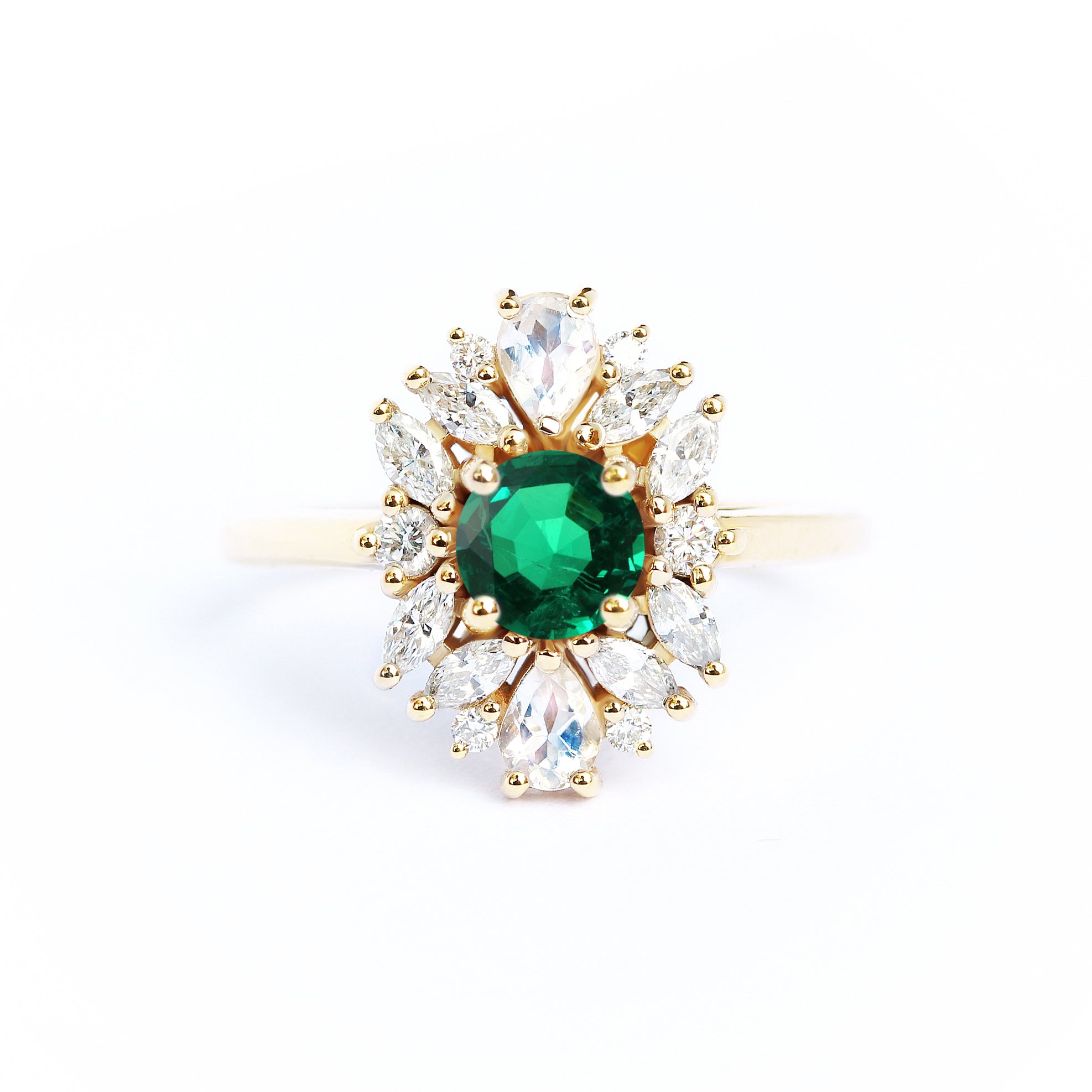 Cluster Emerald engagement ring, Odisea