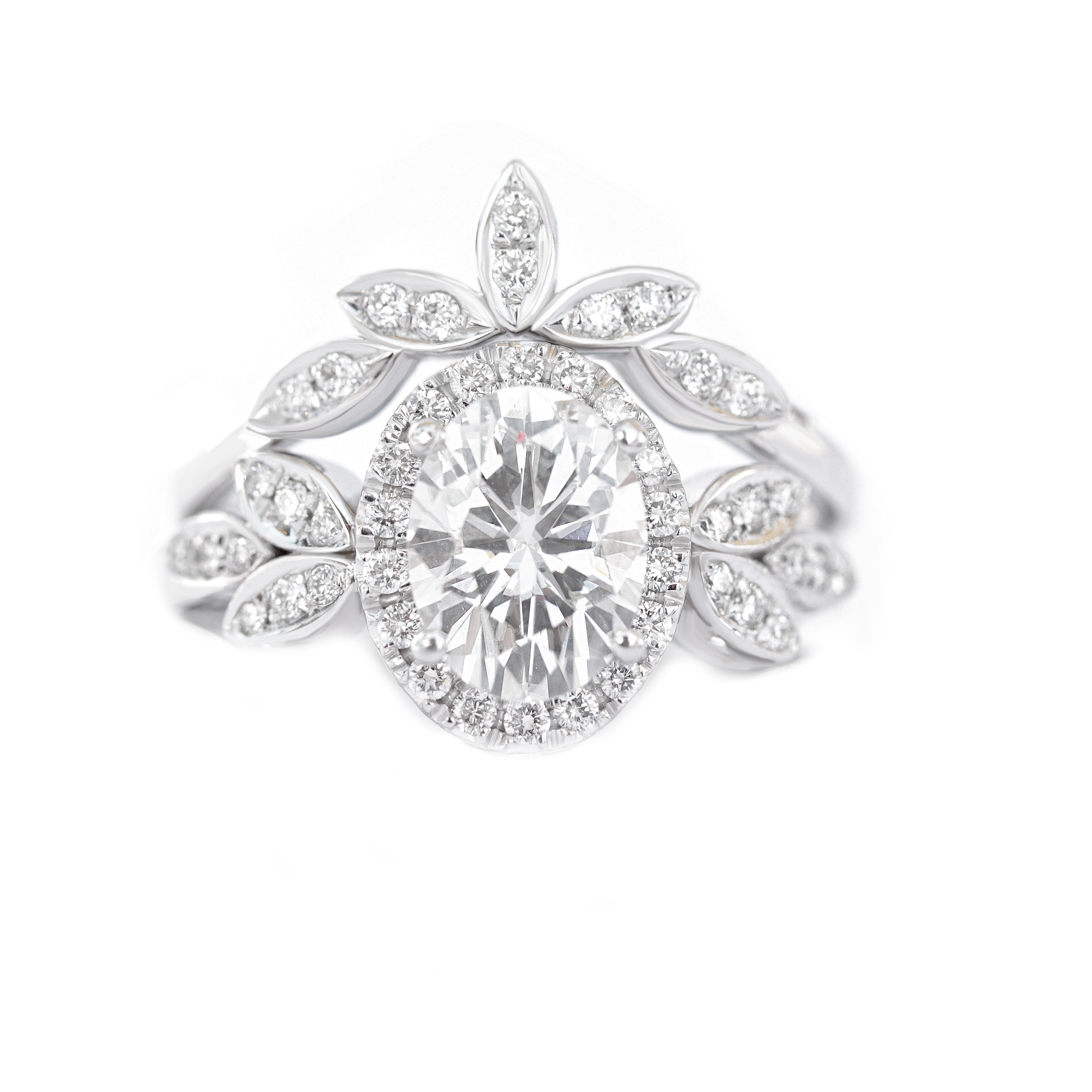 Oval Diamond Floral Engagement ring "Minimal Lily" ♥
