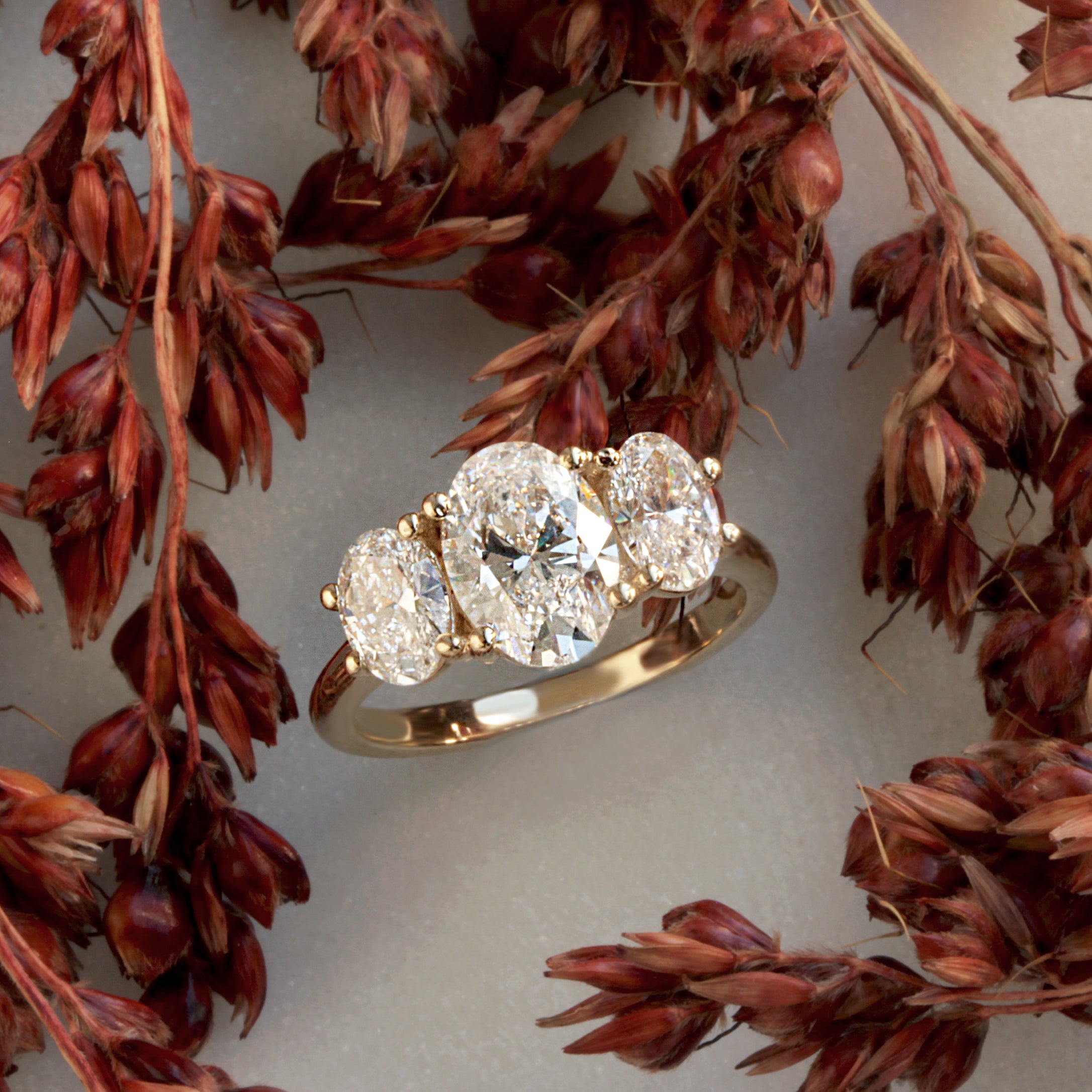 Oval Diamonds Three Stone Engagement ring