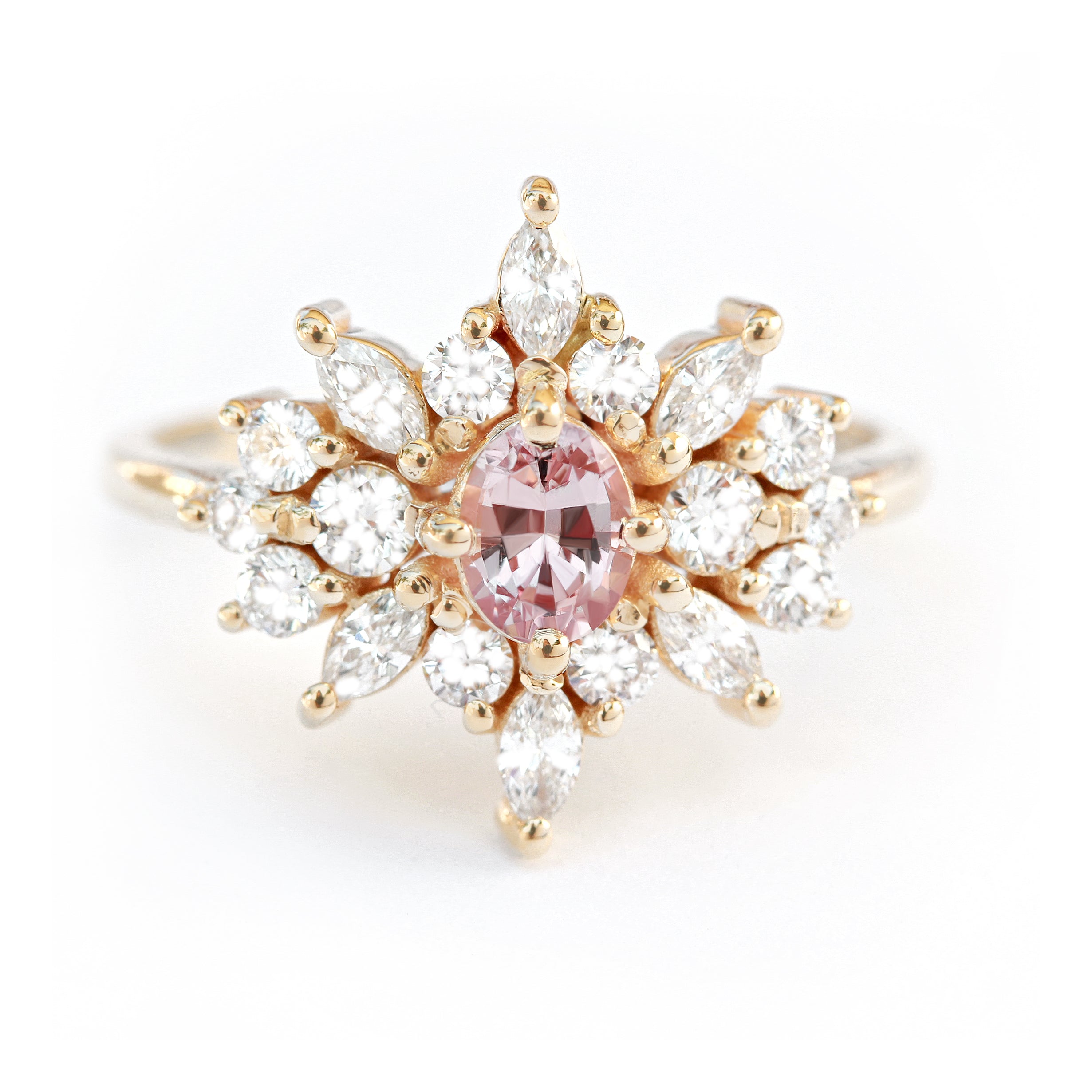 Oval pink sapphire engagement Ring, Phoenix. 14K yellow gold, size 6.5 ♥